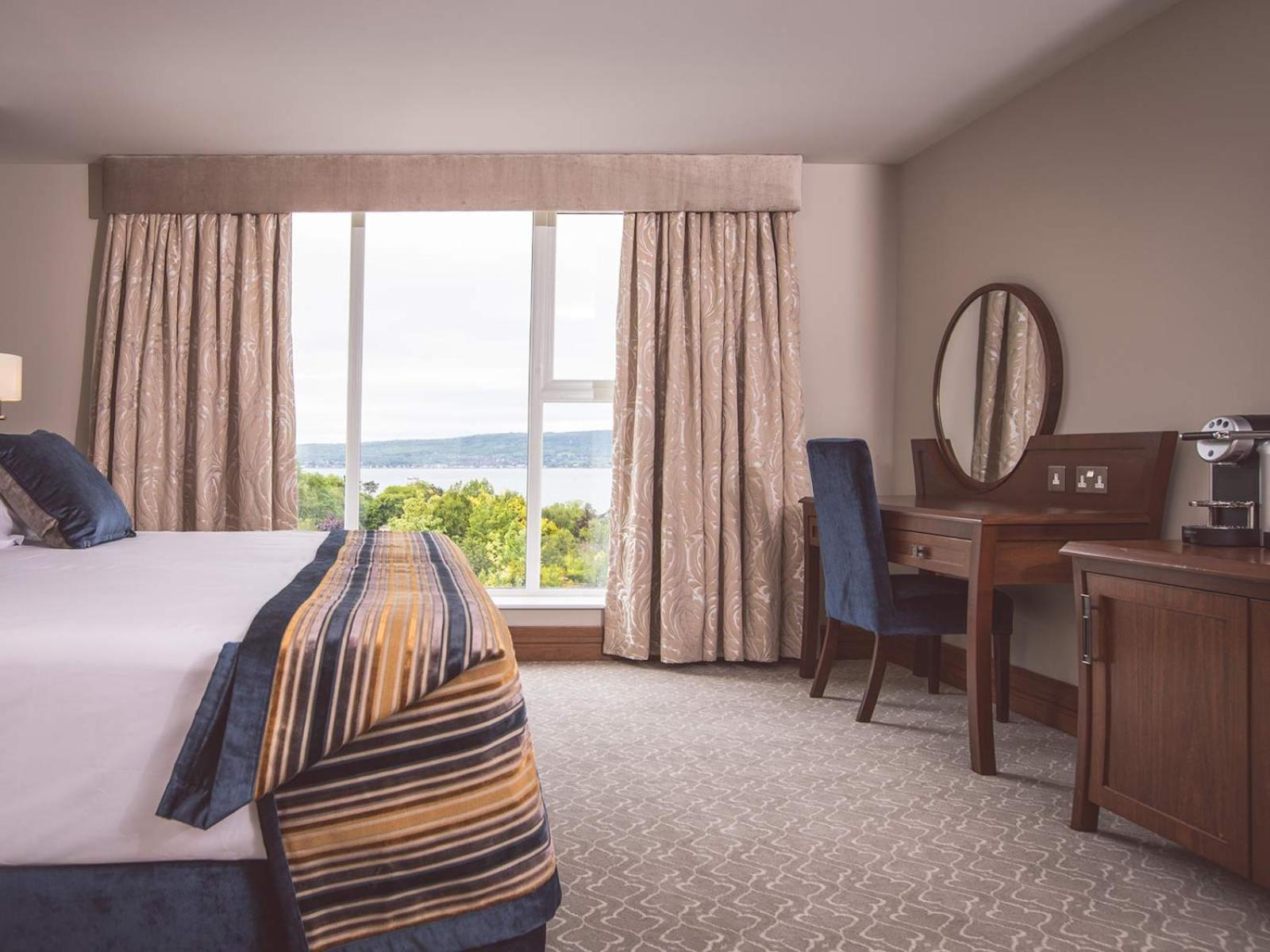 Deluxe Lough View - Photo 1