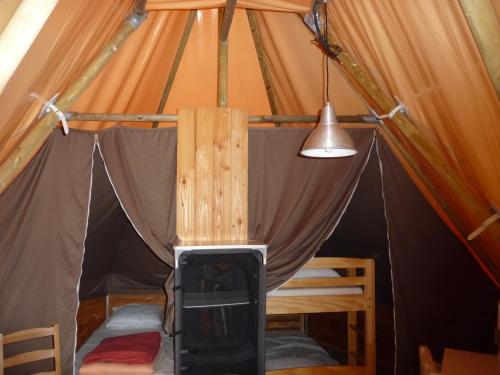Tent - Photo 20