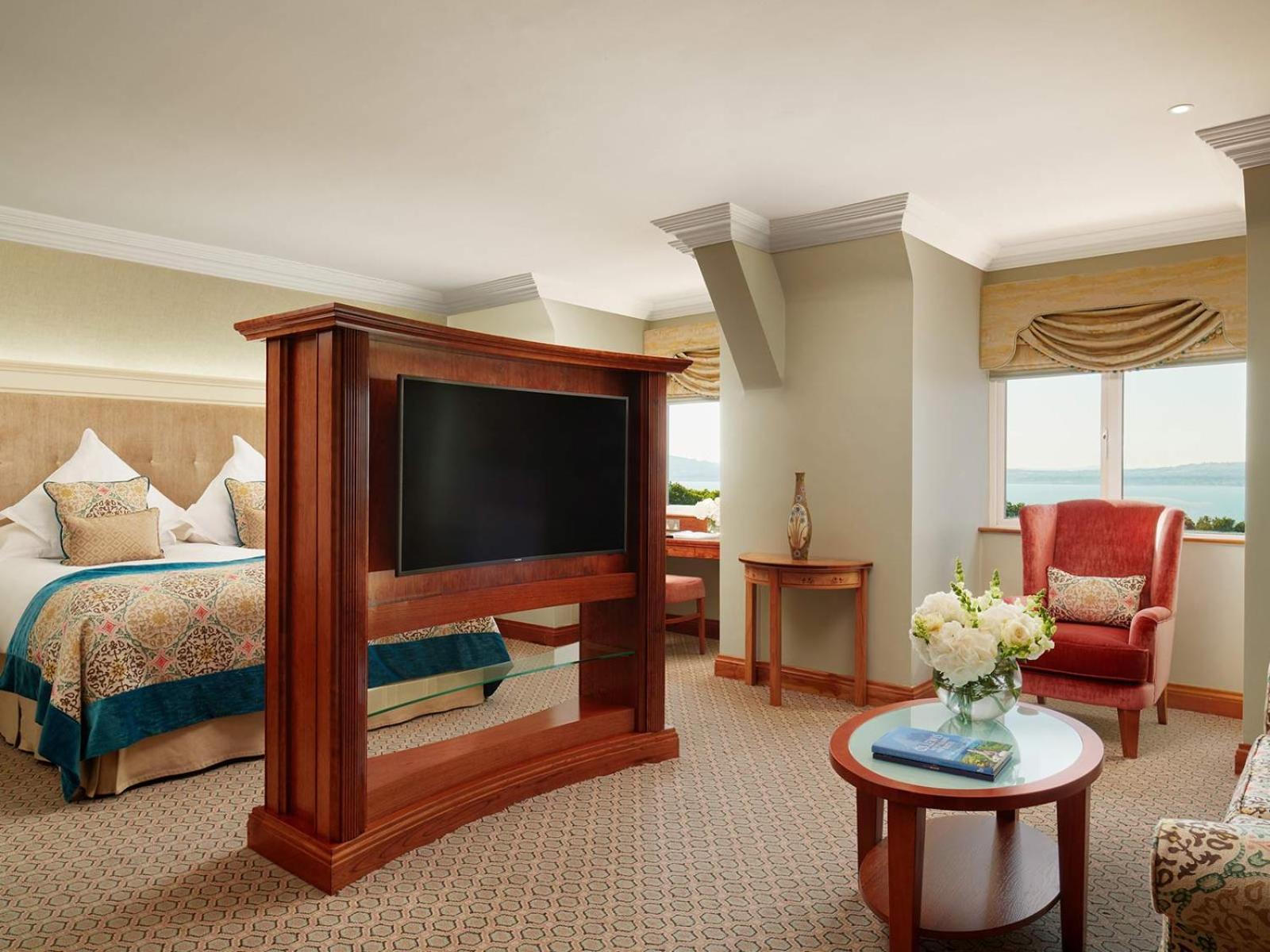 Estate Suite - Photo 3