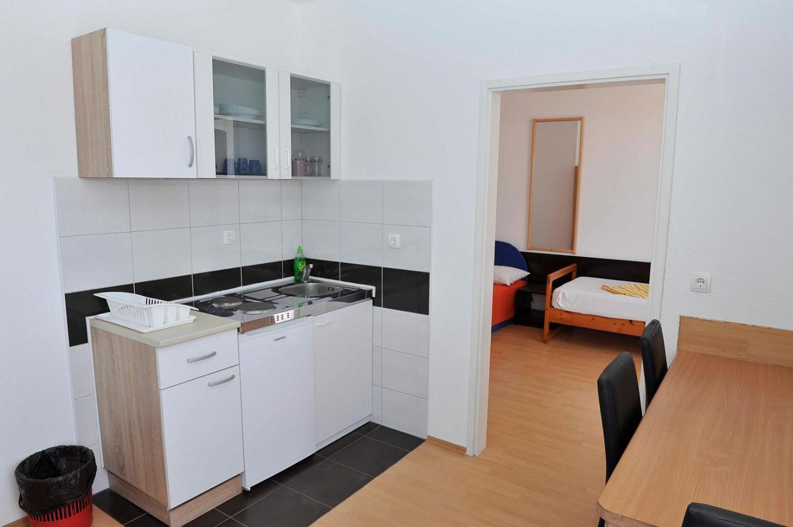 Apartment photo 2