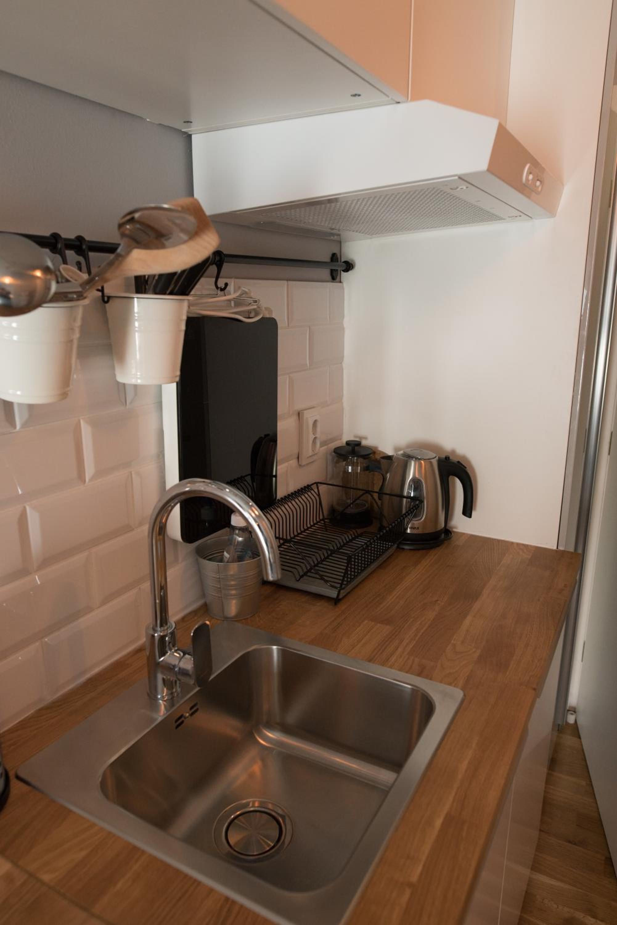 Double Room with Private Bathroom - Photo 3