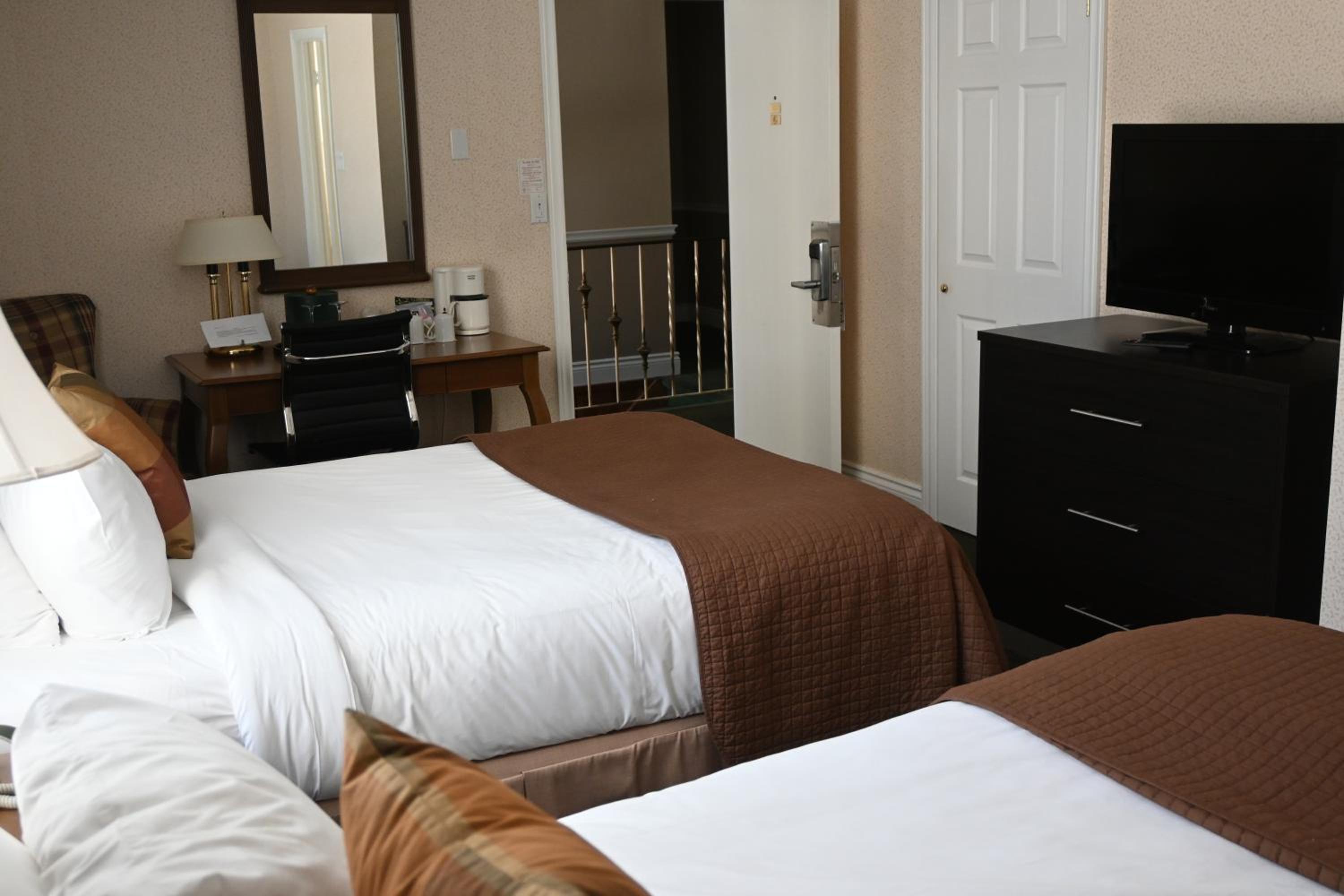 Standard Double Room - Photo 20