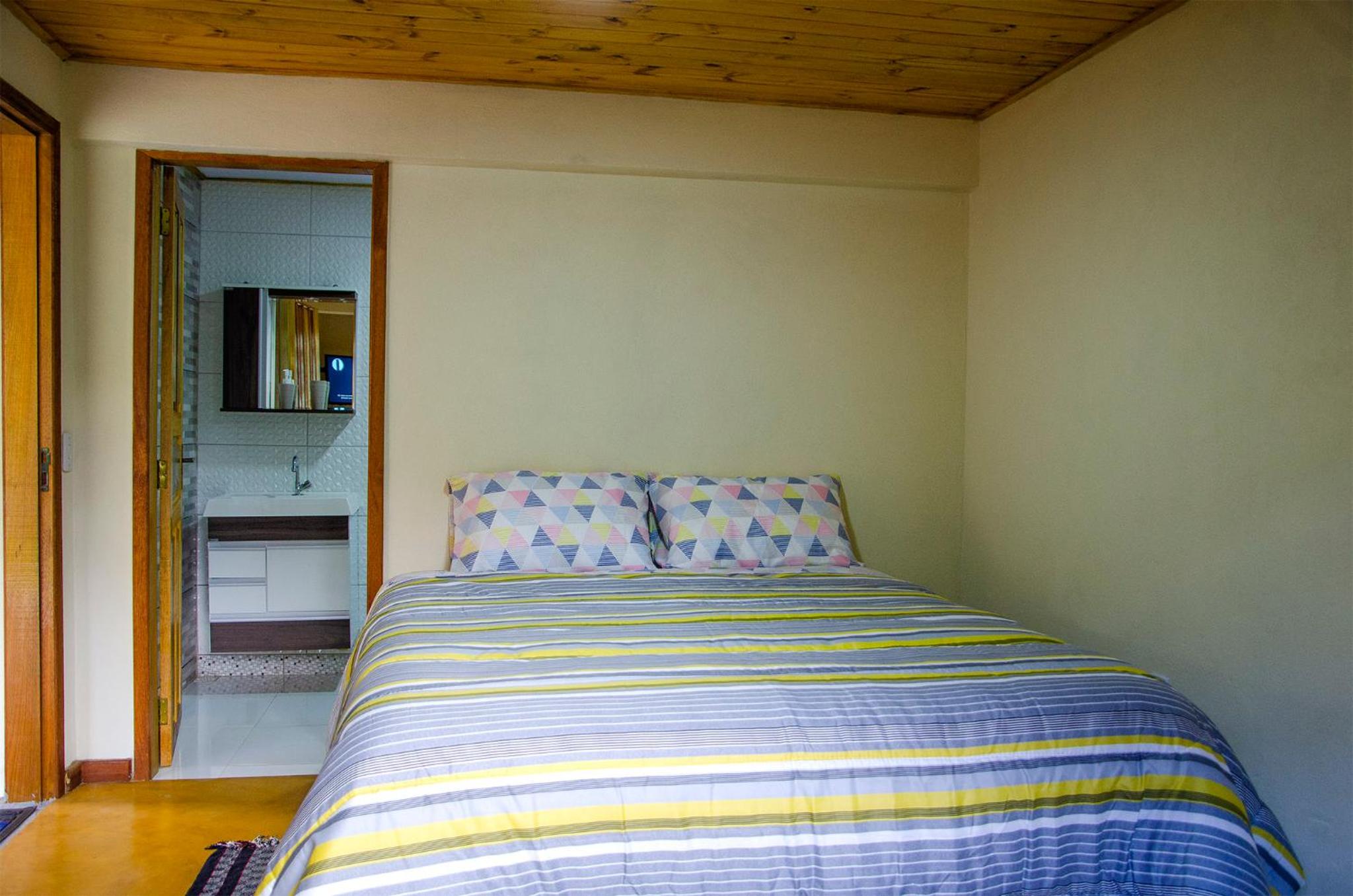 Two-Bedroom Chalet - Photo 17