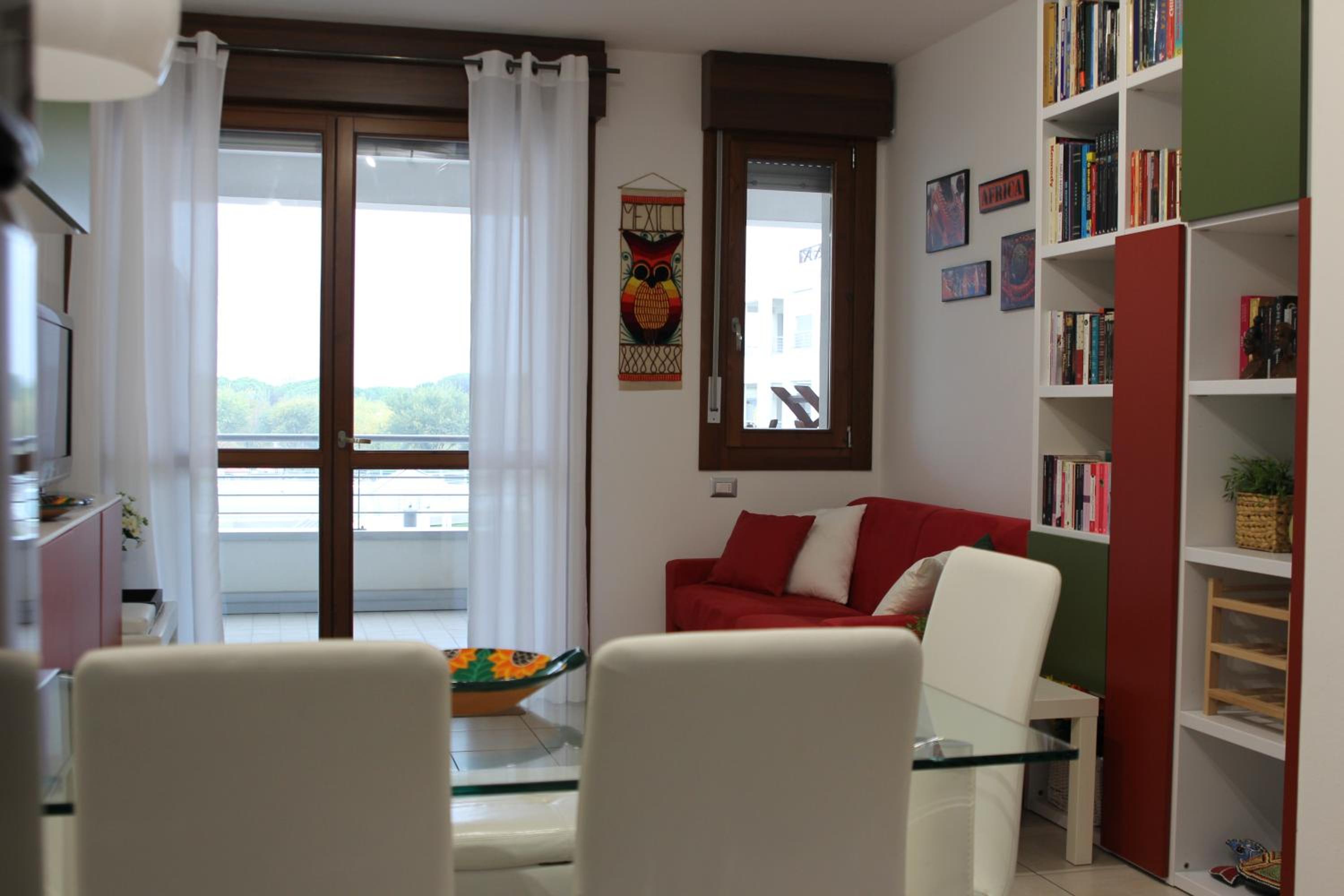 Apartment with Pool View  - Photo 7