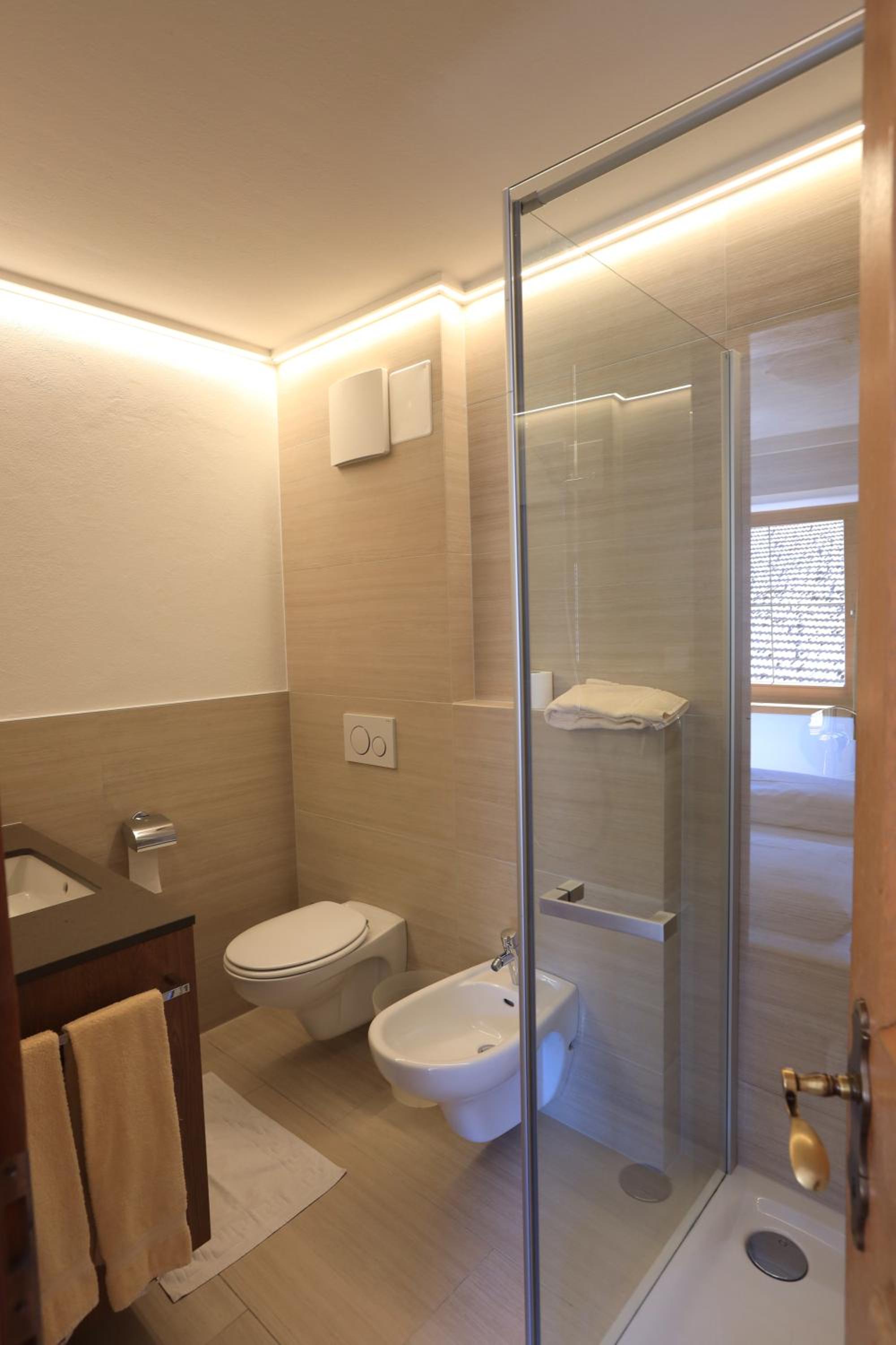 Double Room (1 Adult) photo 3