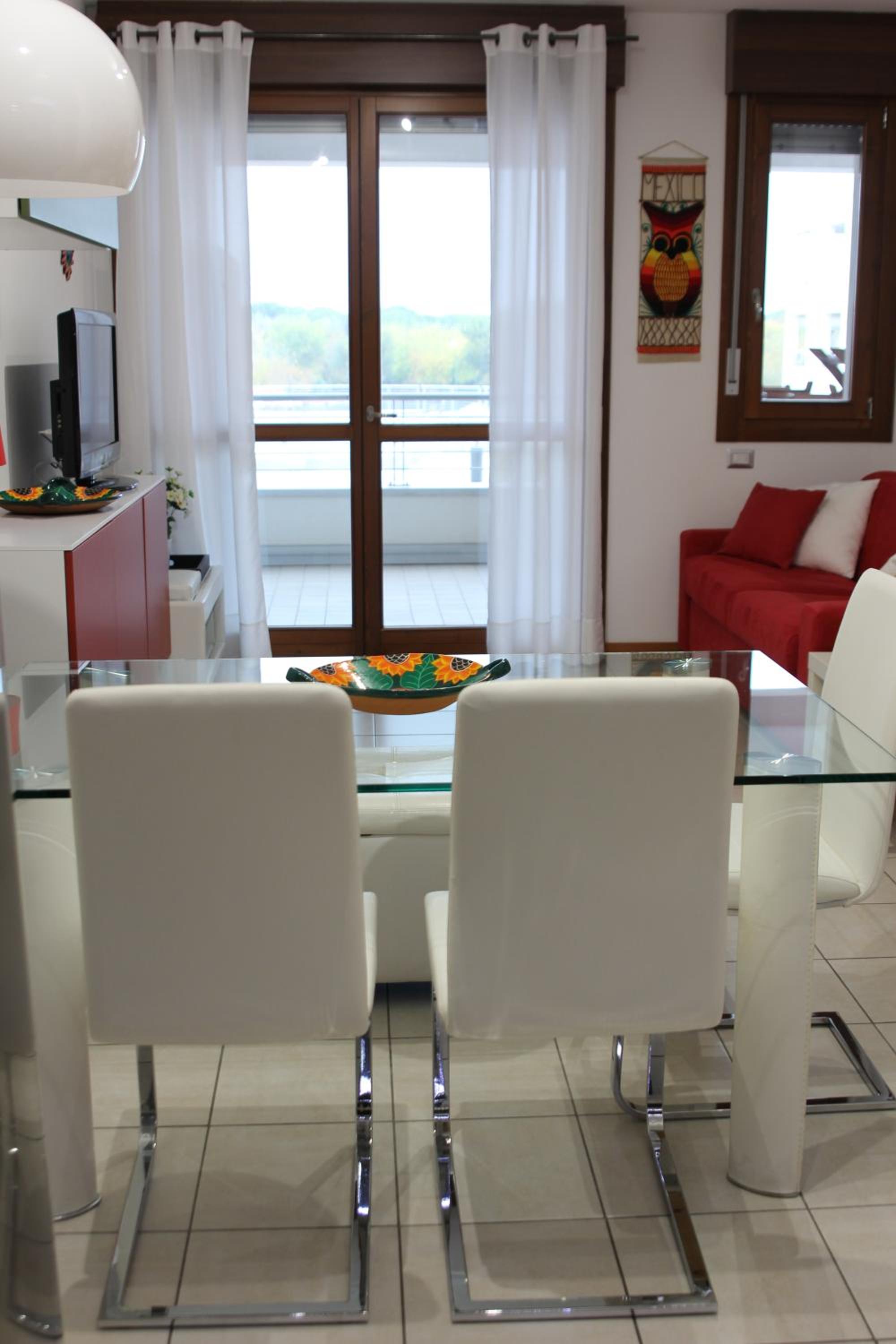 Apartment with Pool View  - Photo 17
