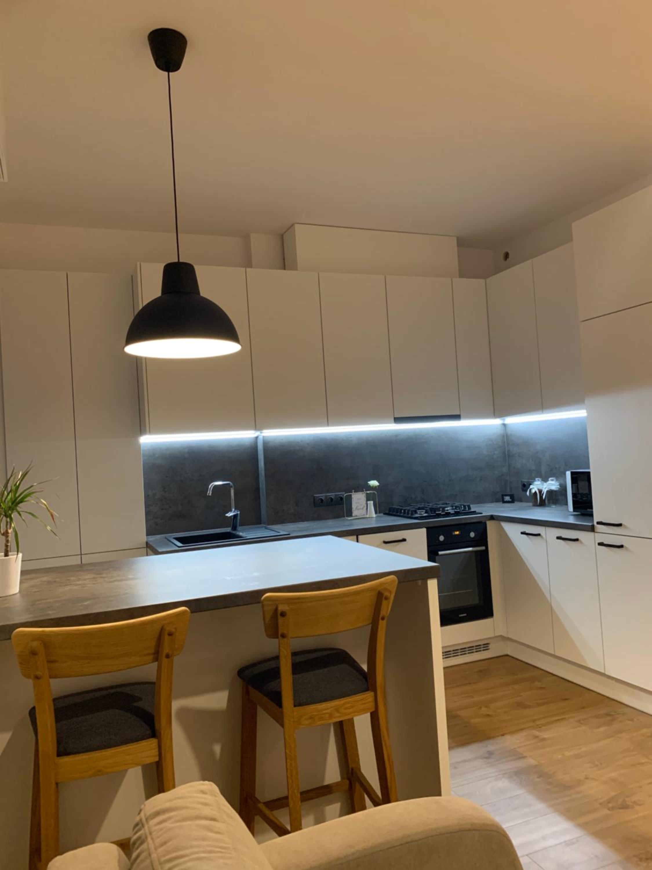One-Bedroom Apartment - Photo 15