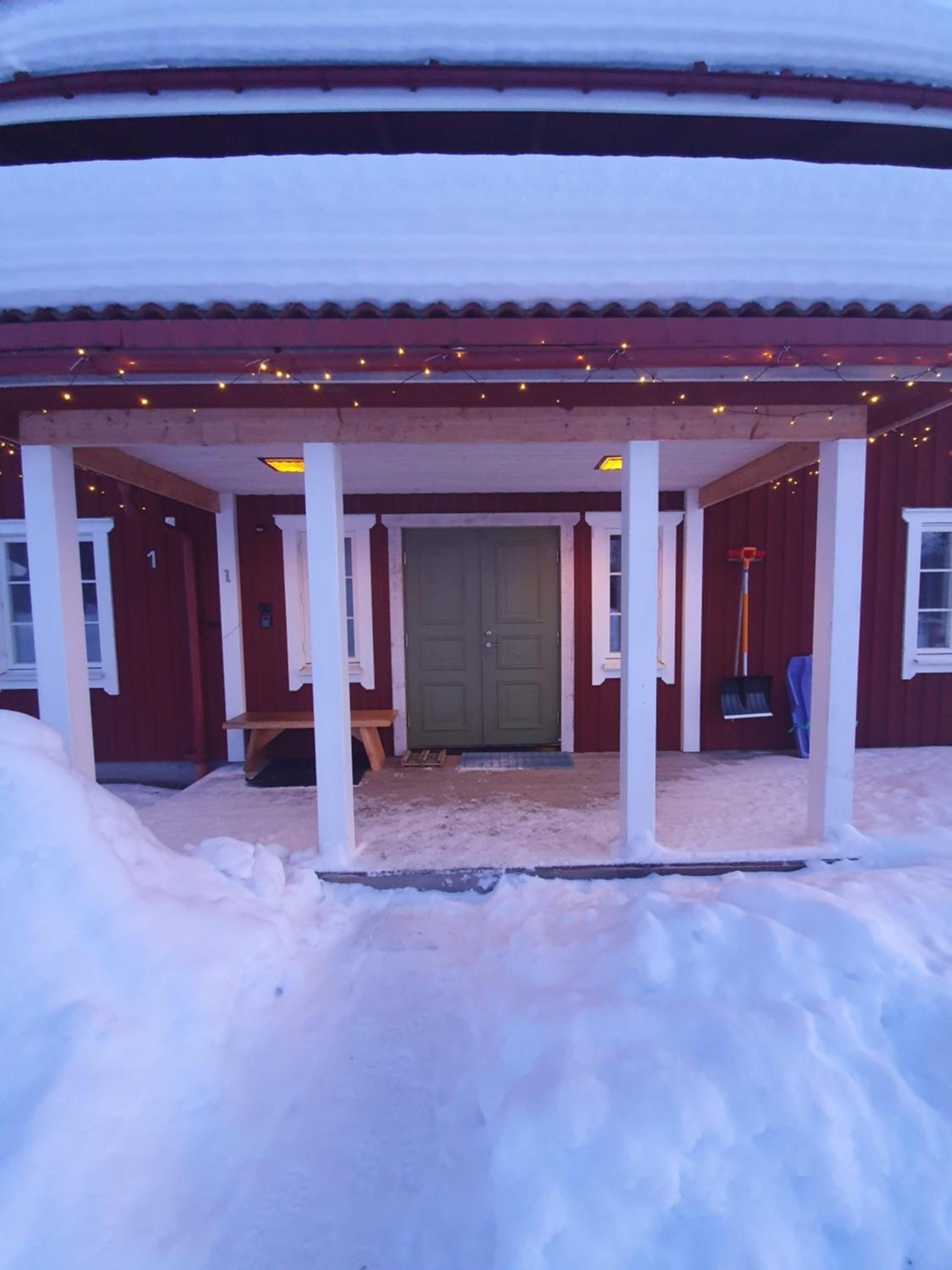Four-Bedroom House - Photo 18