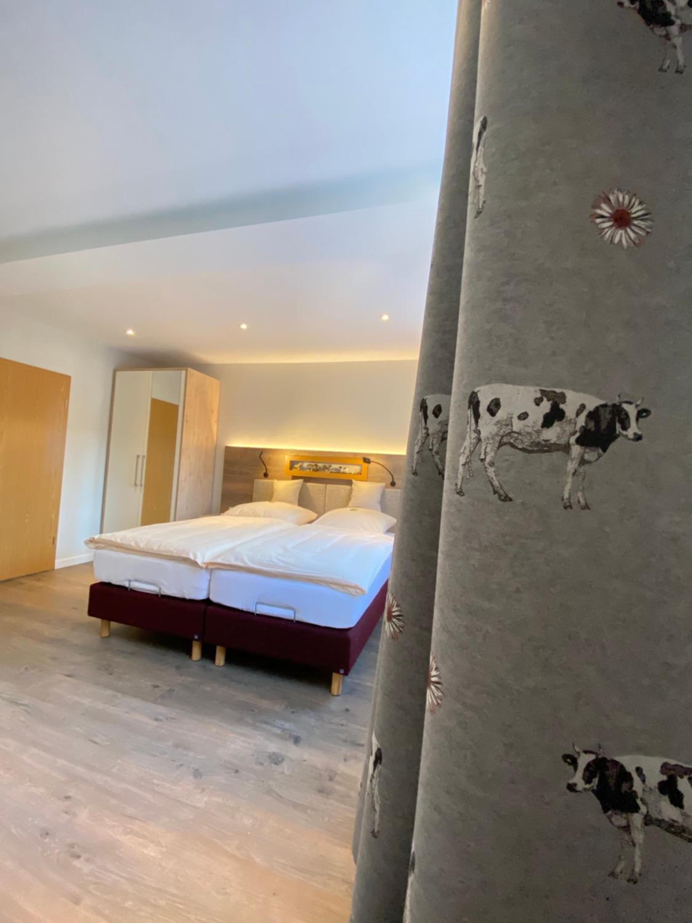 One-Bedroom Apartment - Photo 7