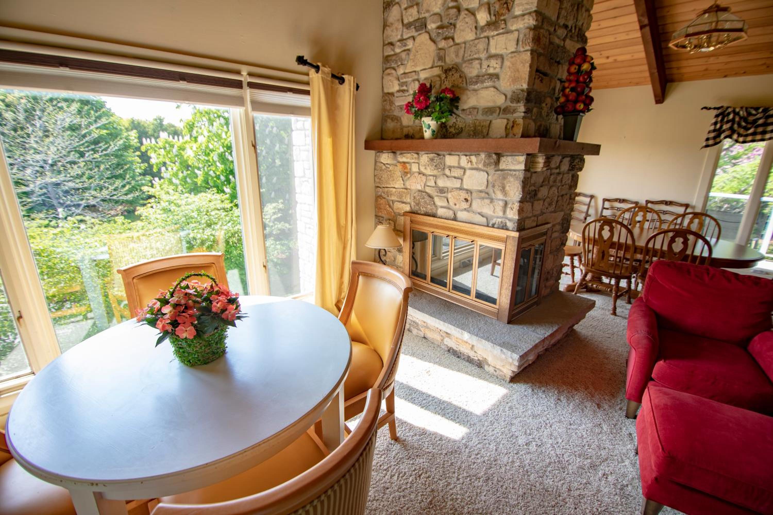 Superior King Suite