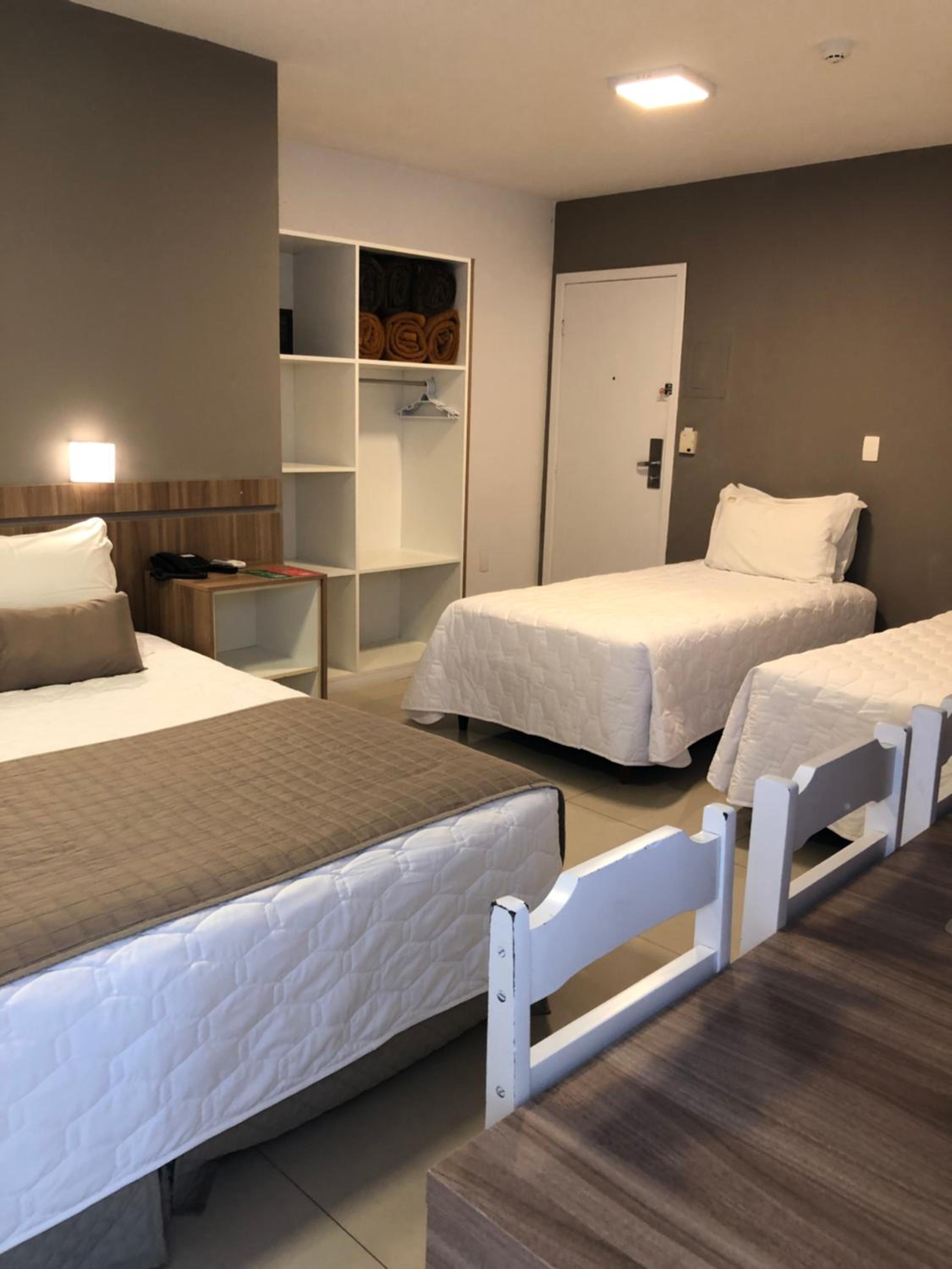 Premium Quadruple Room - Photo 2