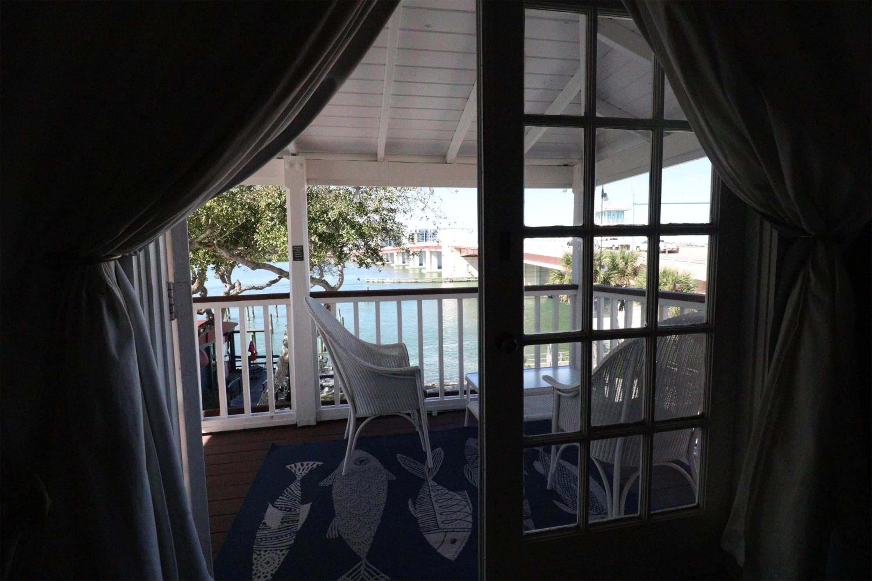 Yacht Club Suite photo 3