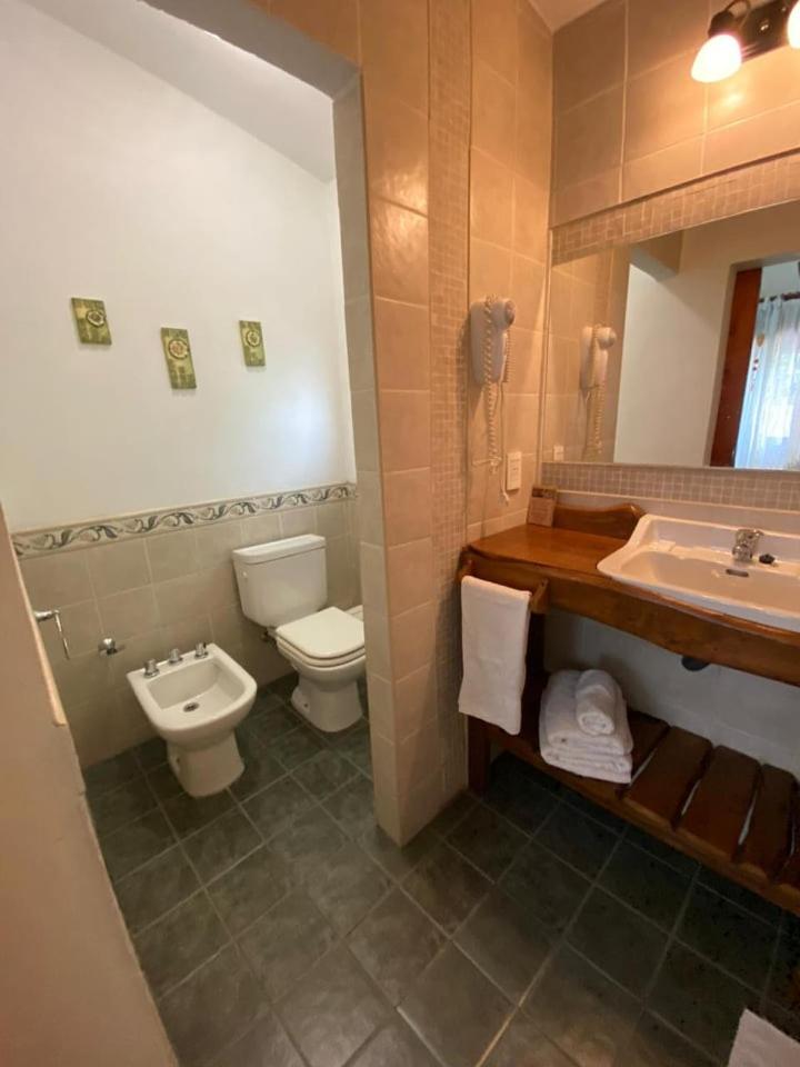 Double Room with Private Bathroom photo 3