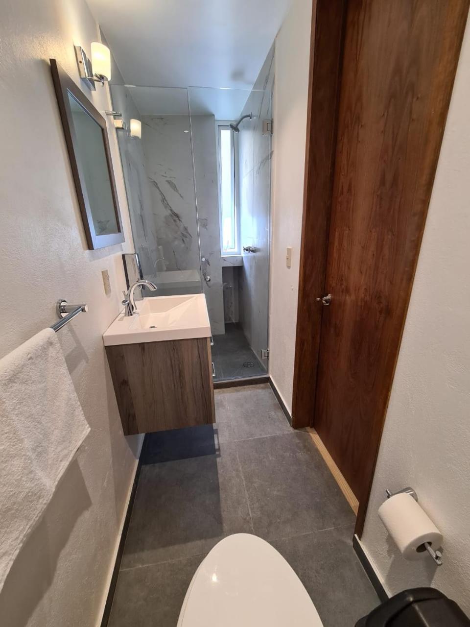 One-Bedroom Apartment - Photo 10