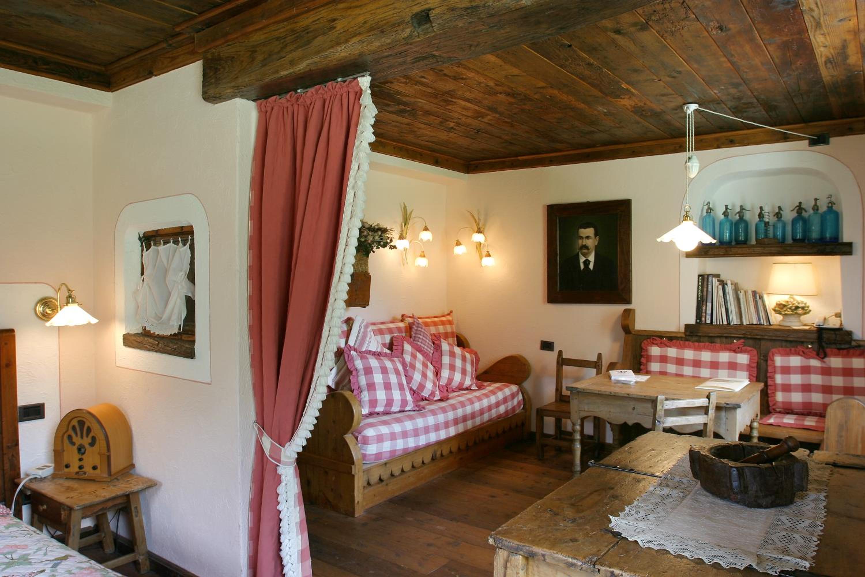 Deluxe Double or Twin Room with Mountain View - Photo 4