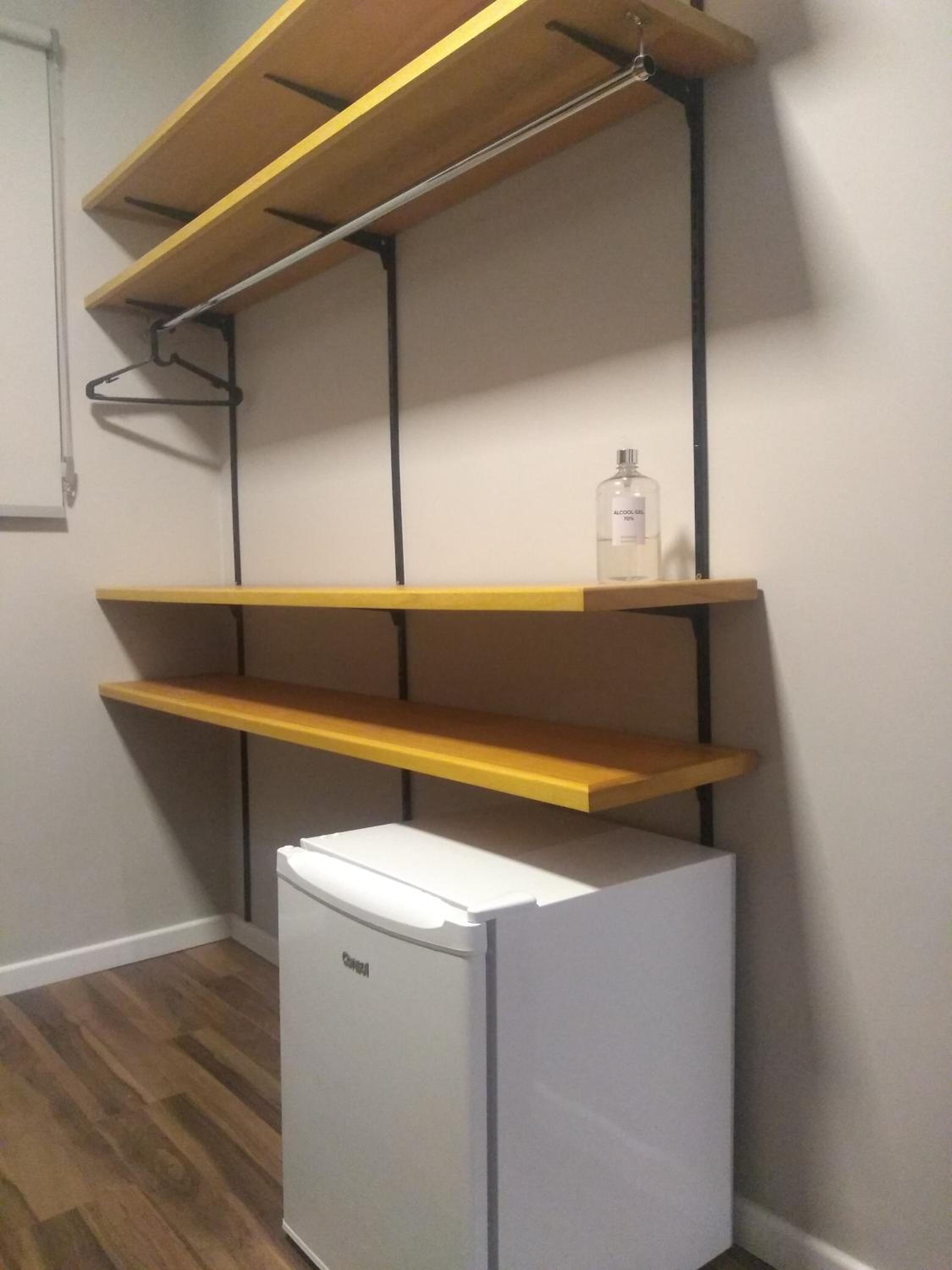 Twin Room - Photo 3