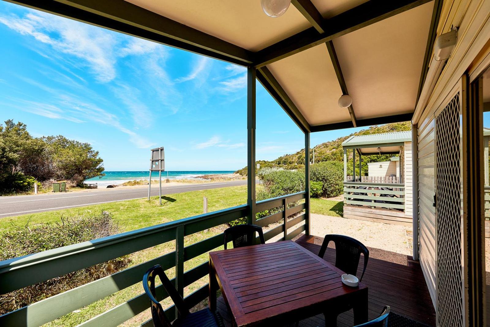Family Room with Sea View photo 2