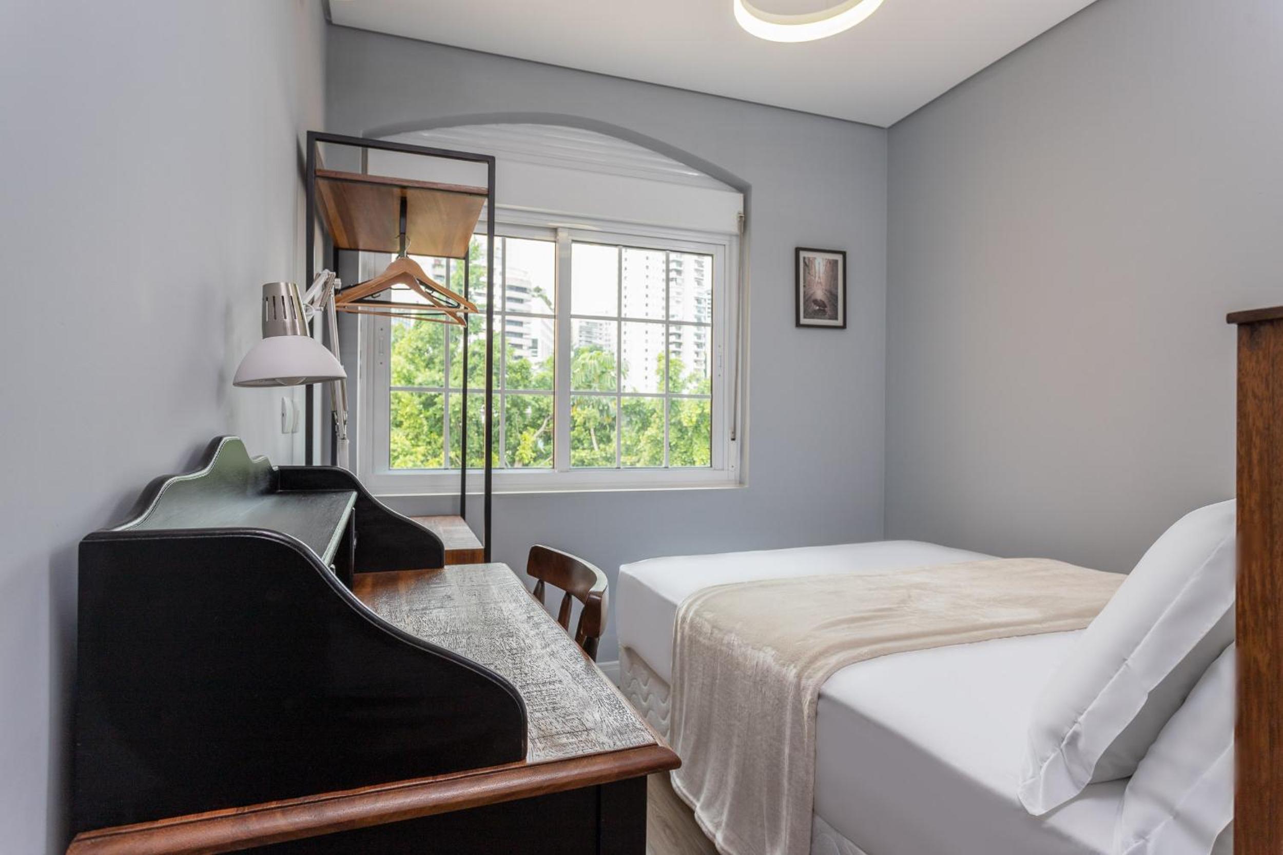 Standard Suite - Photo 1