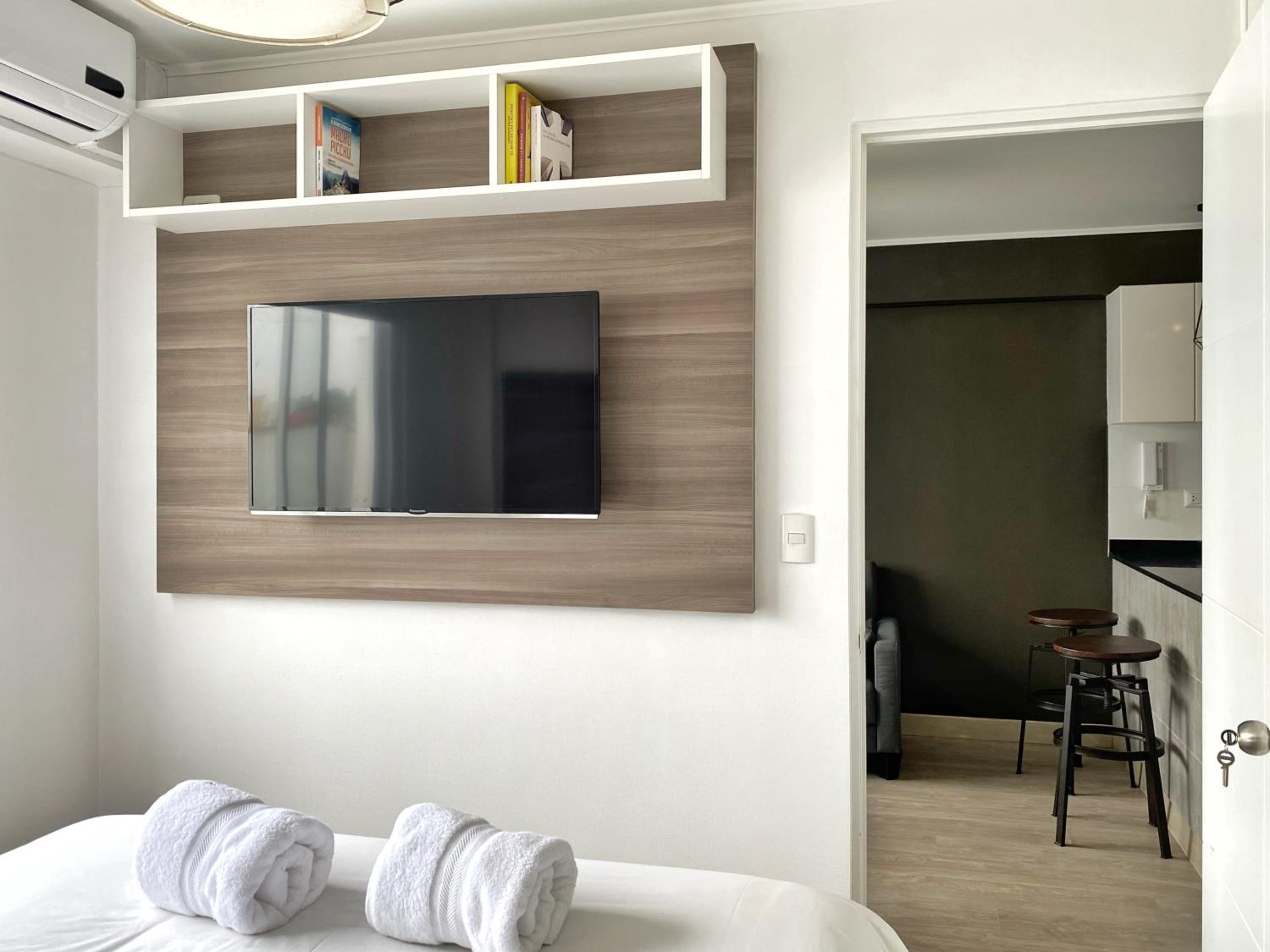 Studio Apartment