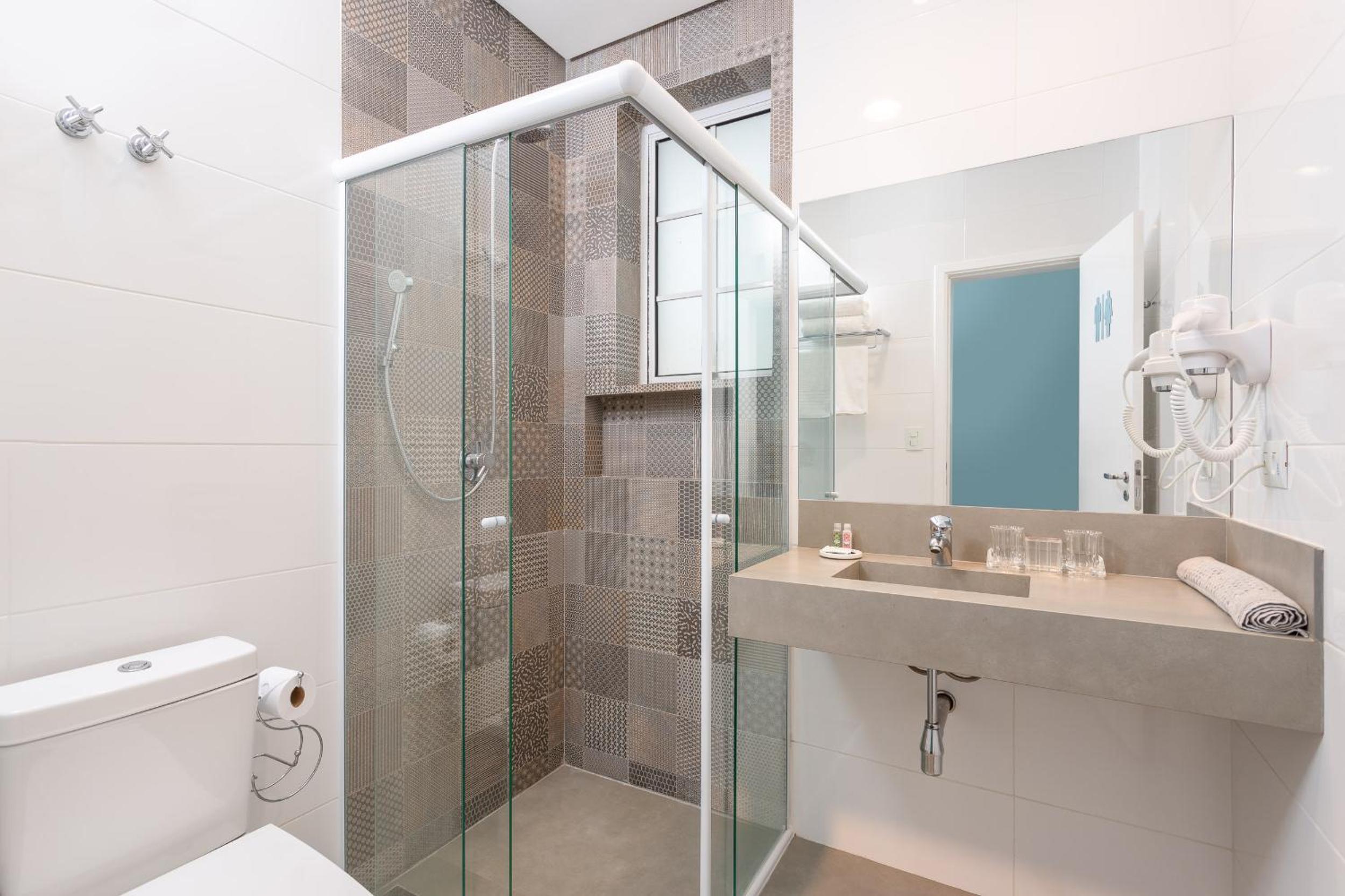 Twin Room with Private External Bathroom - Photo 3
