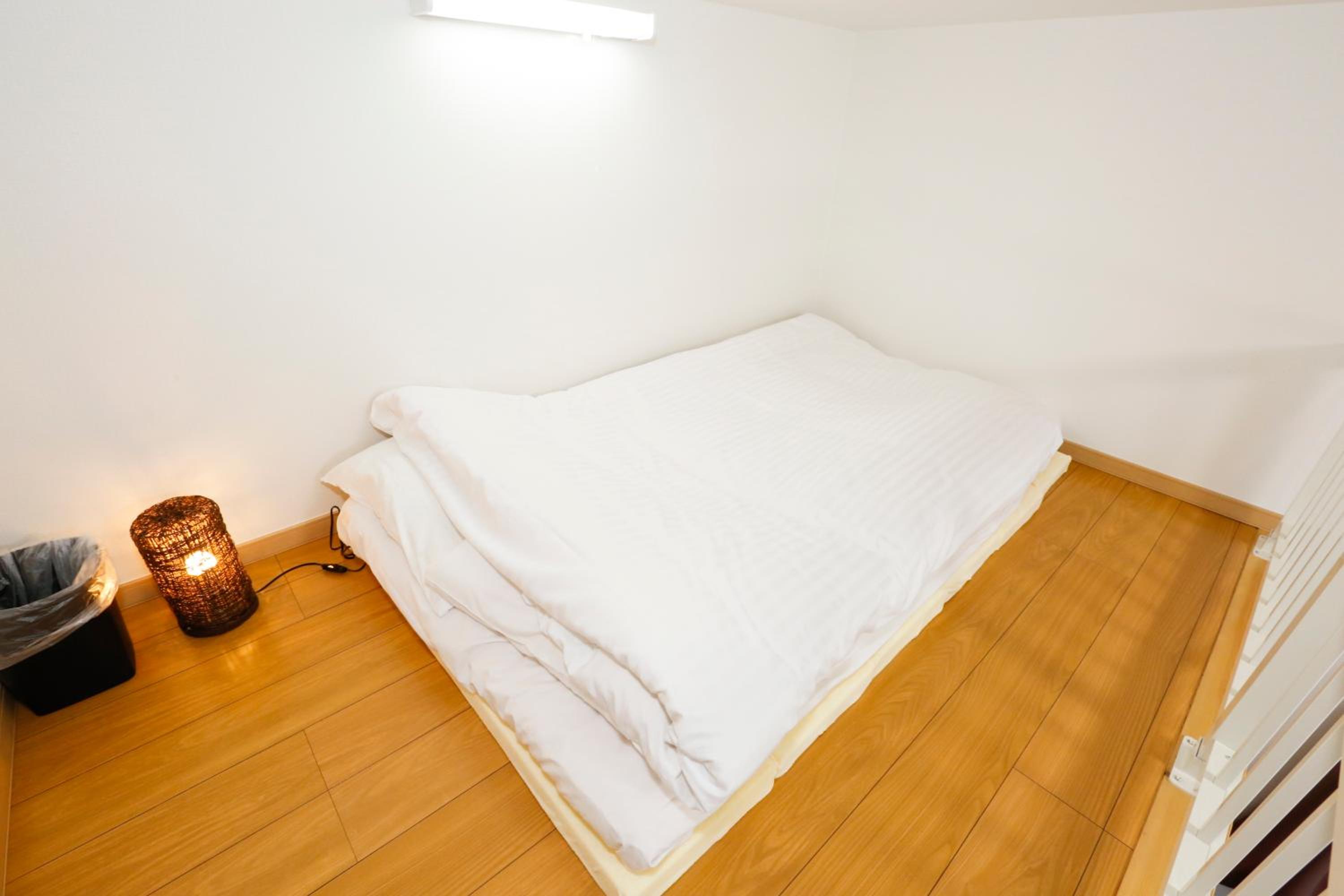 One-Bedroom Apartment photo 3