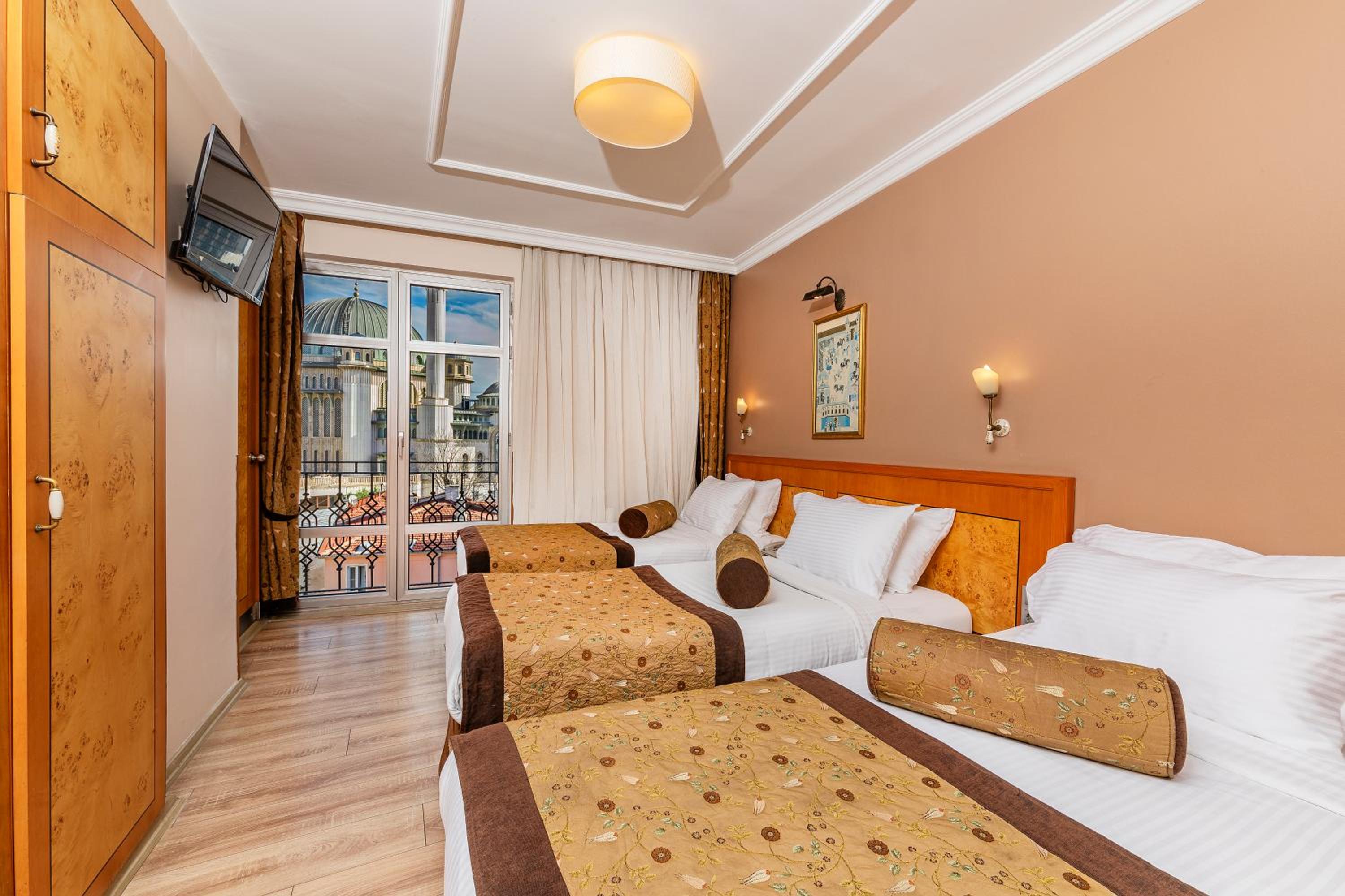 Quadruple Room photo 3