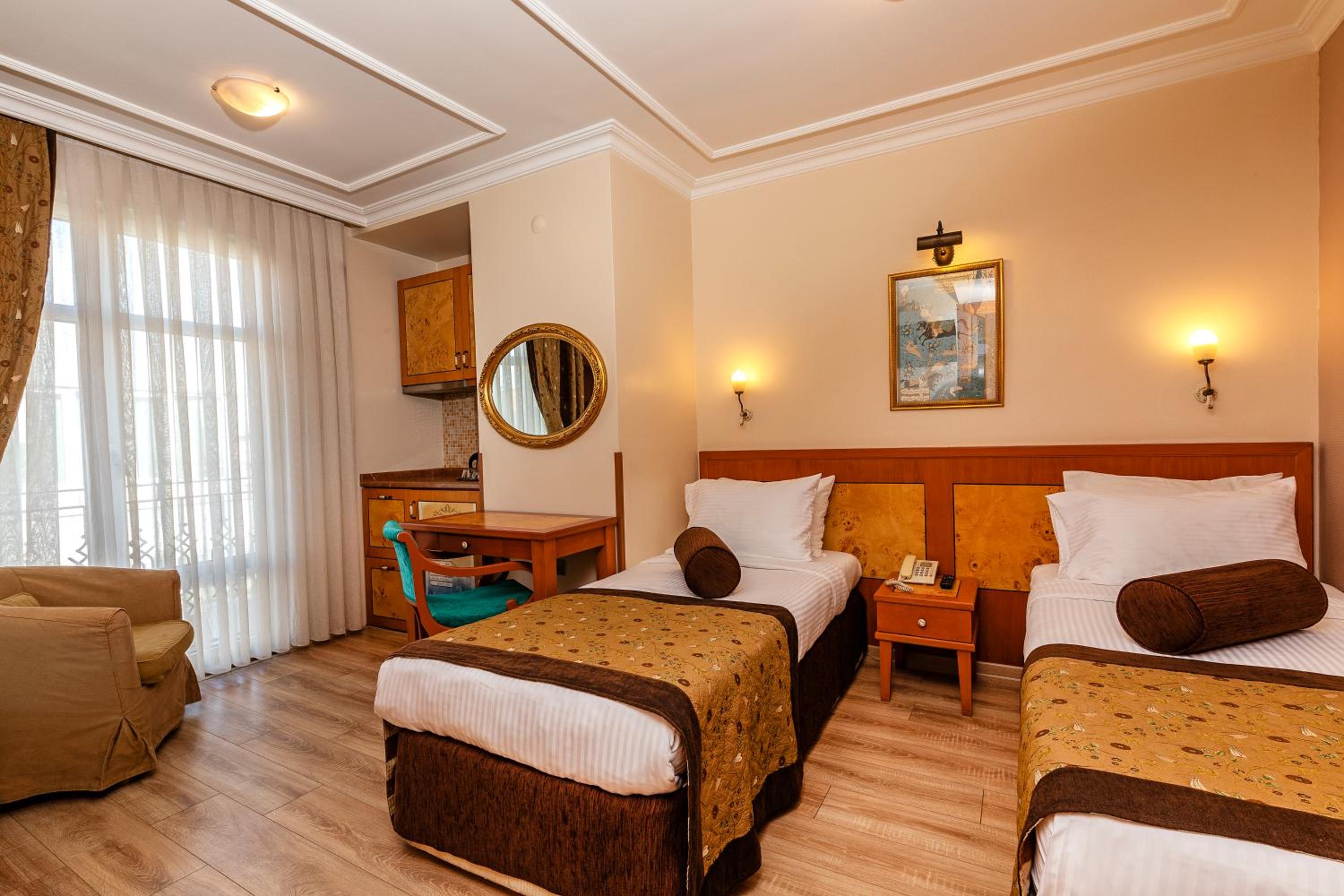 Standard Twin Room photo 3