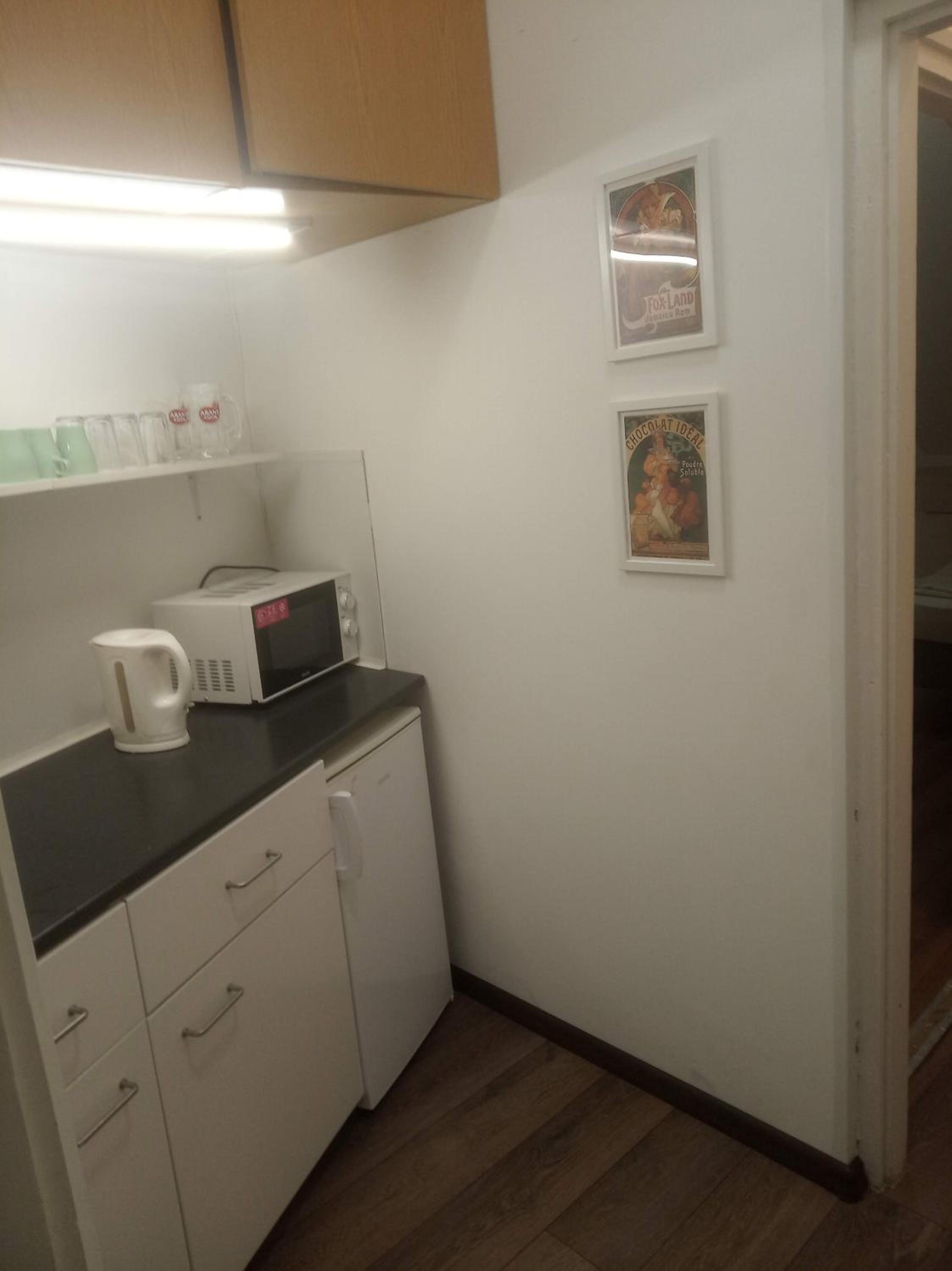 Two-Bedroom Apartment - Photo 2