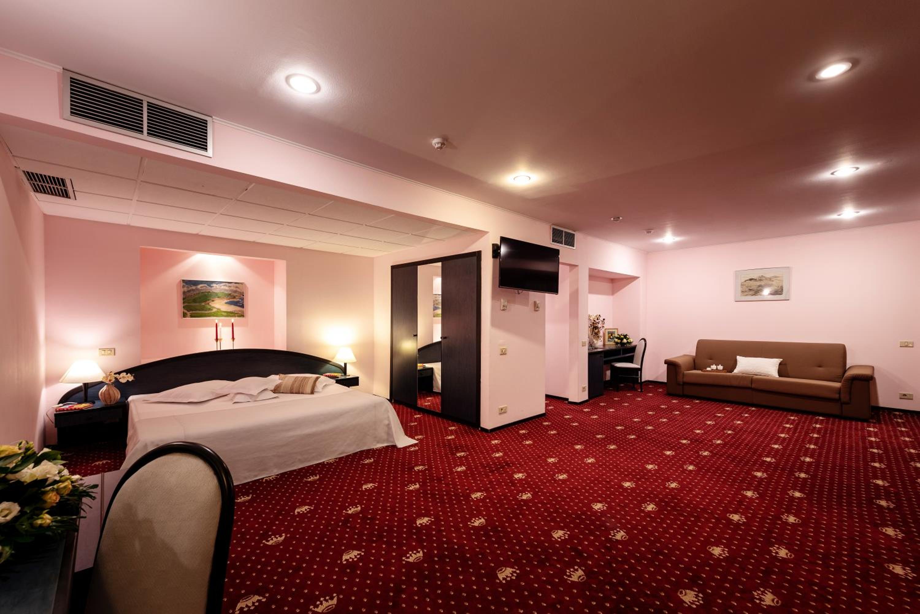 Deluxe Double Room - Photo 4