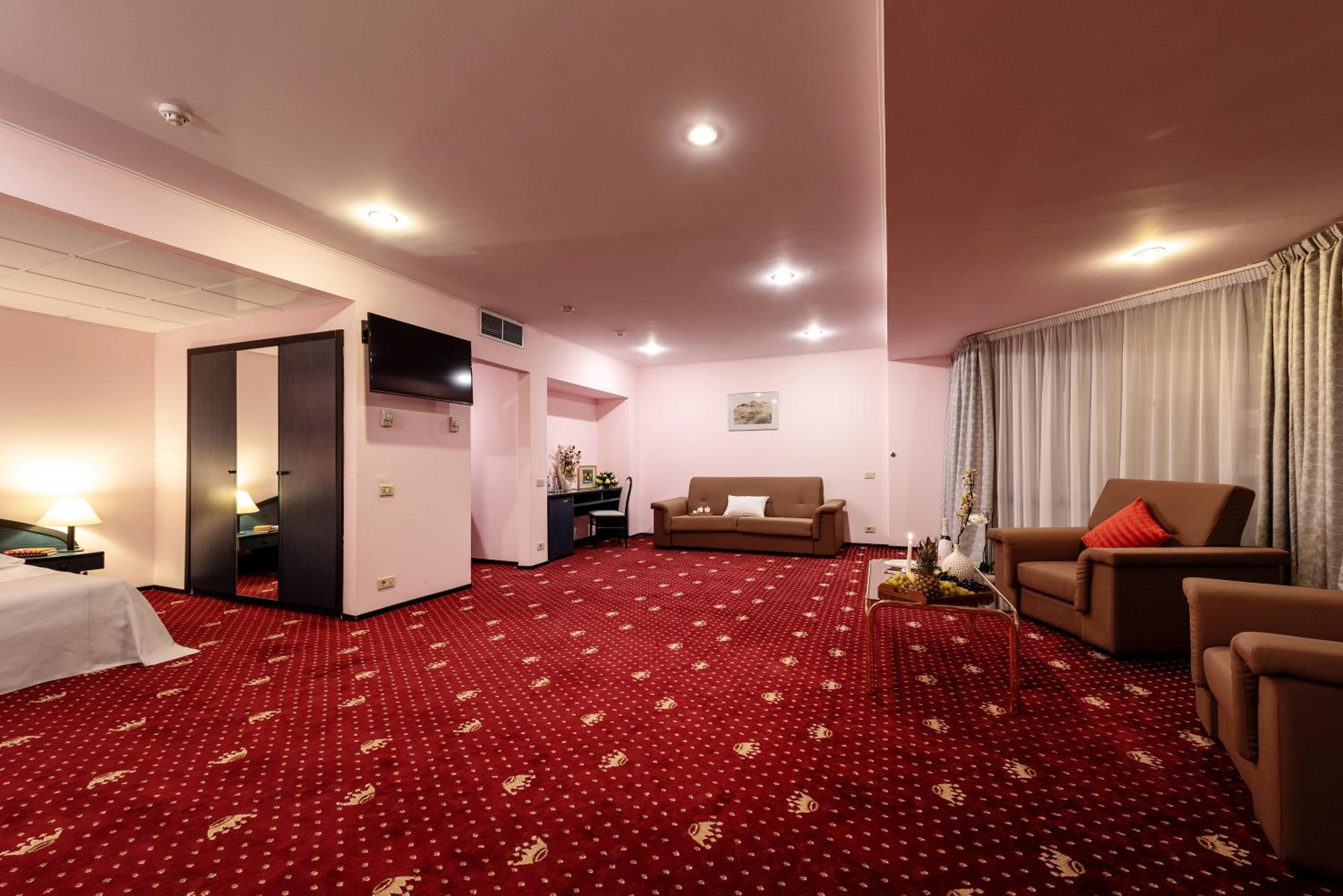 Deluxe Double Room - Photo 3