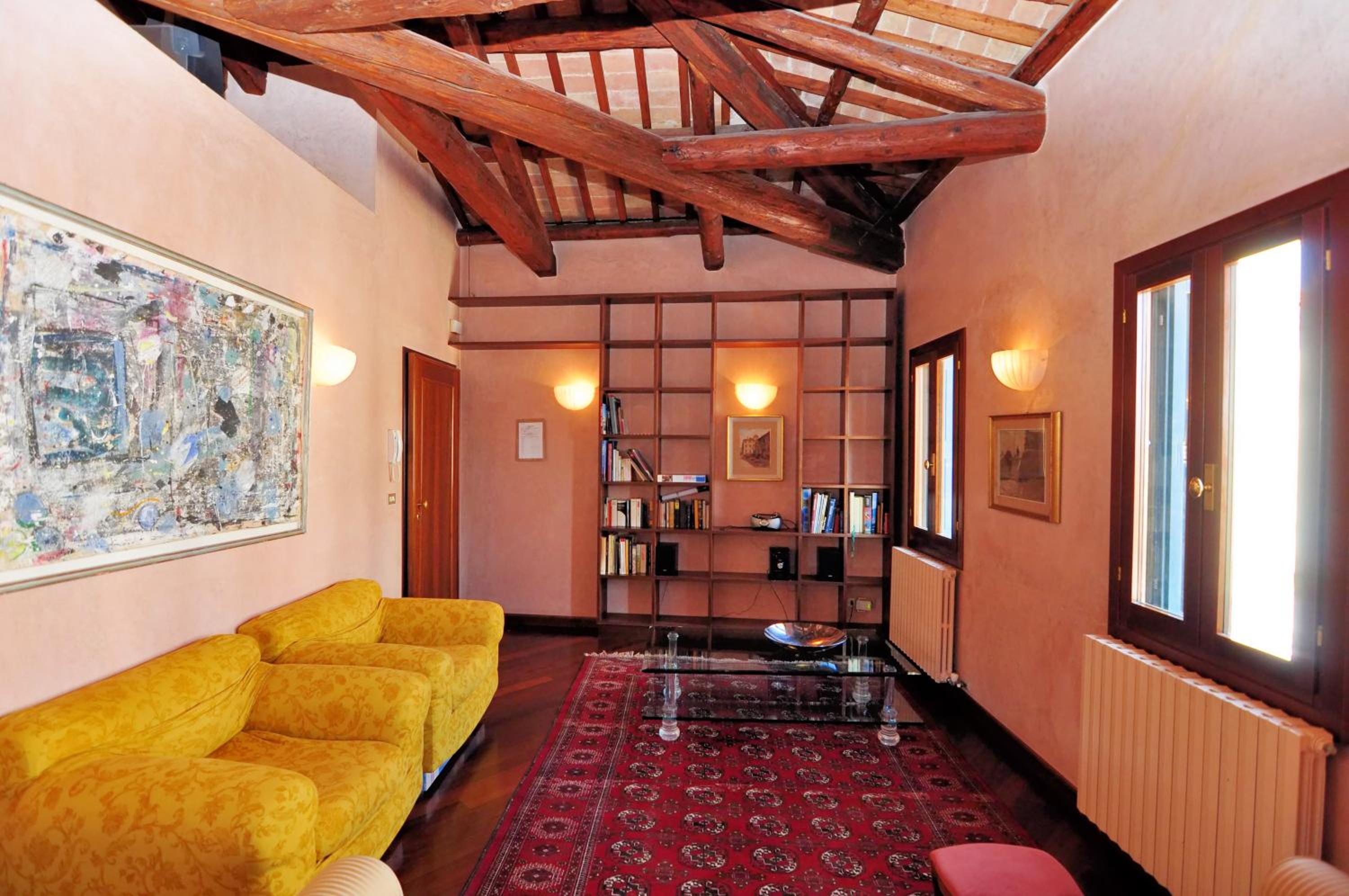 Dimora Tintoretto Two-Bedroom Apartment with Terrace photo 3