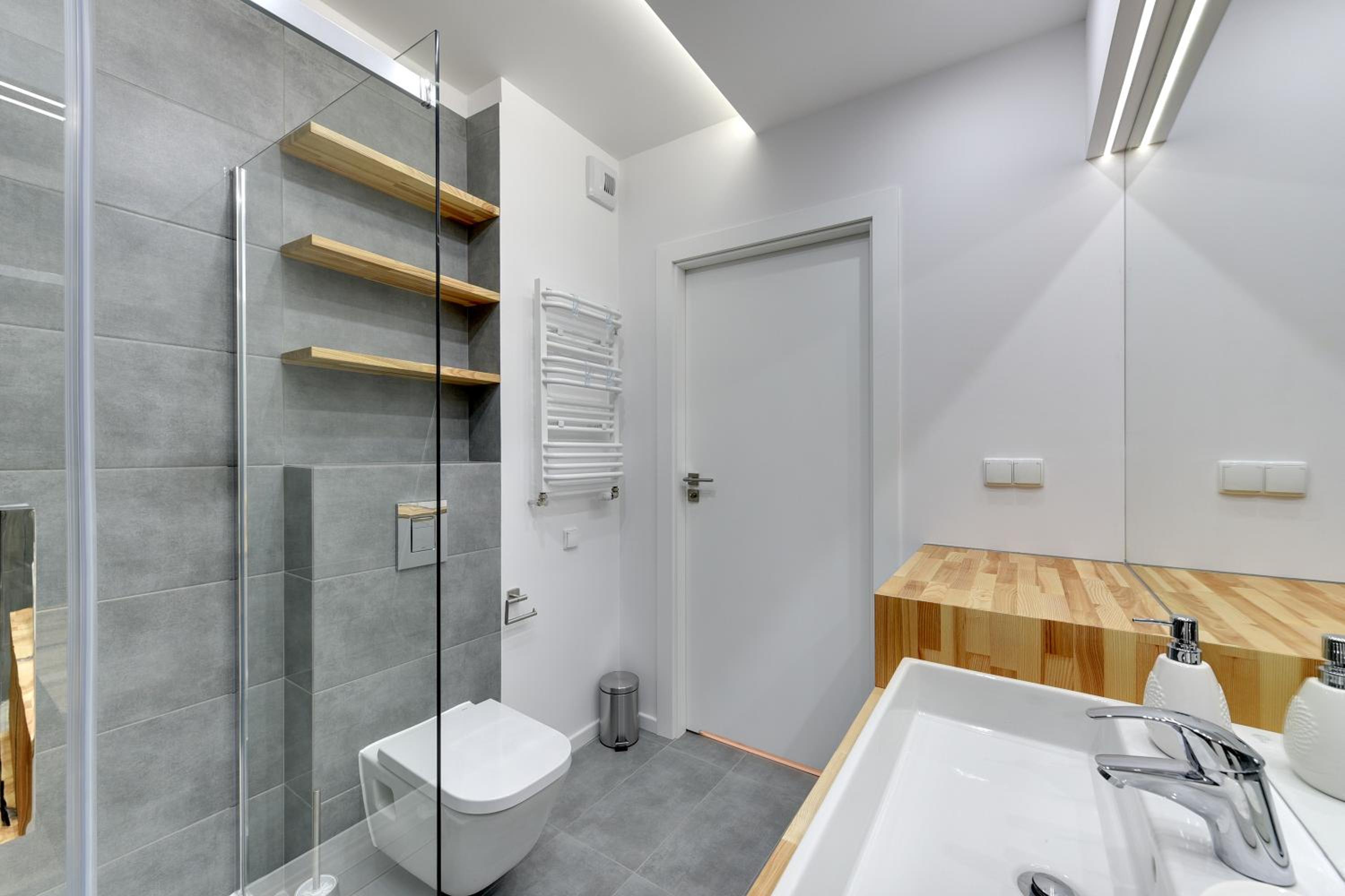 Apartment - Chmielna 72 Street - Photo 7