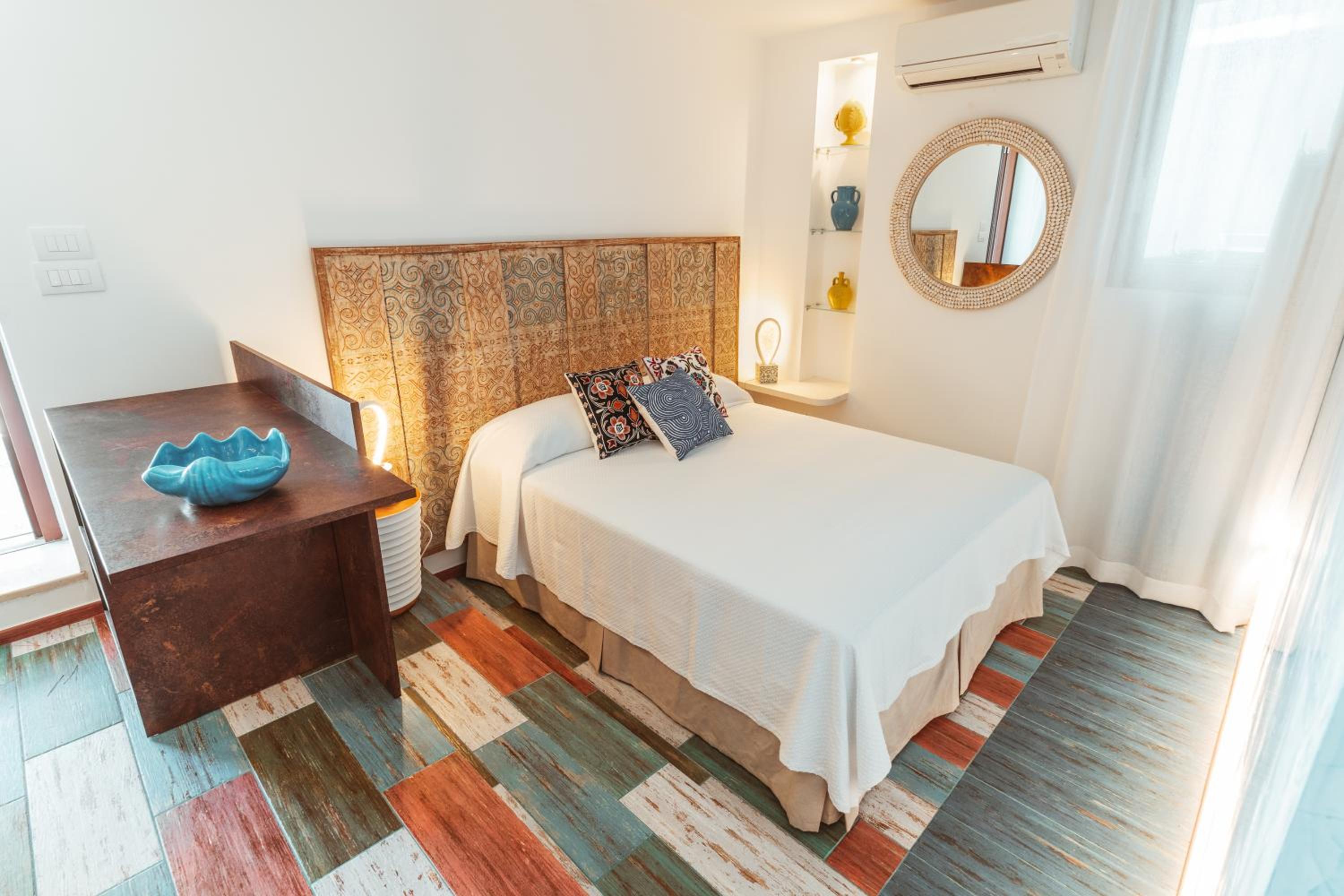 Double Room with Patio - Photo 1