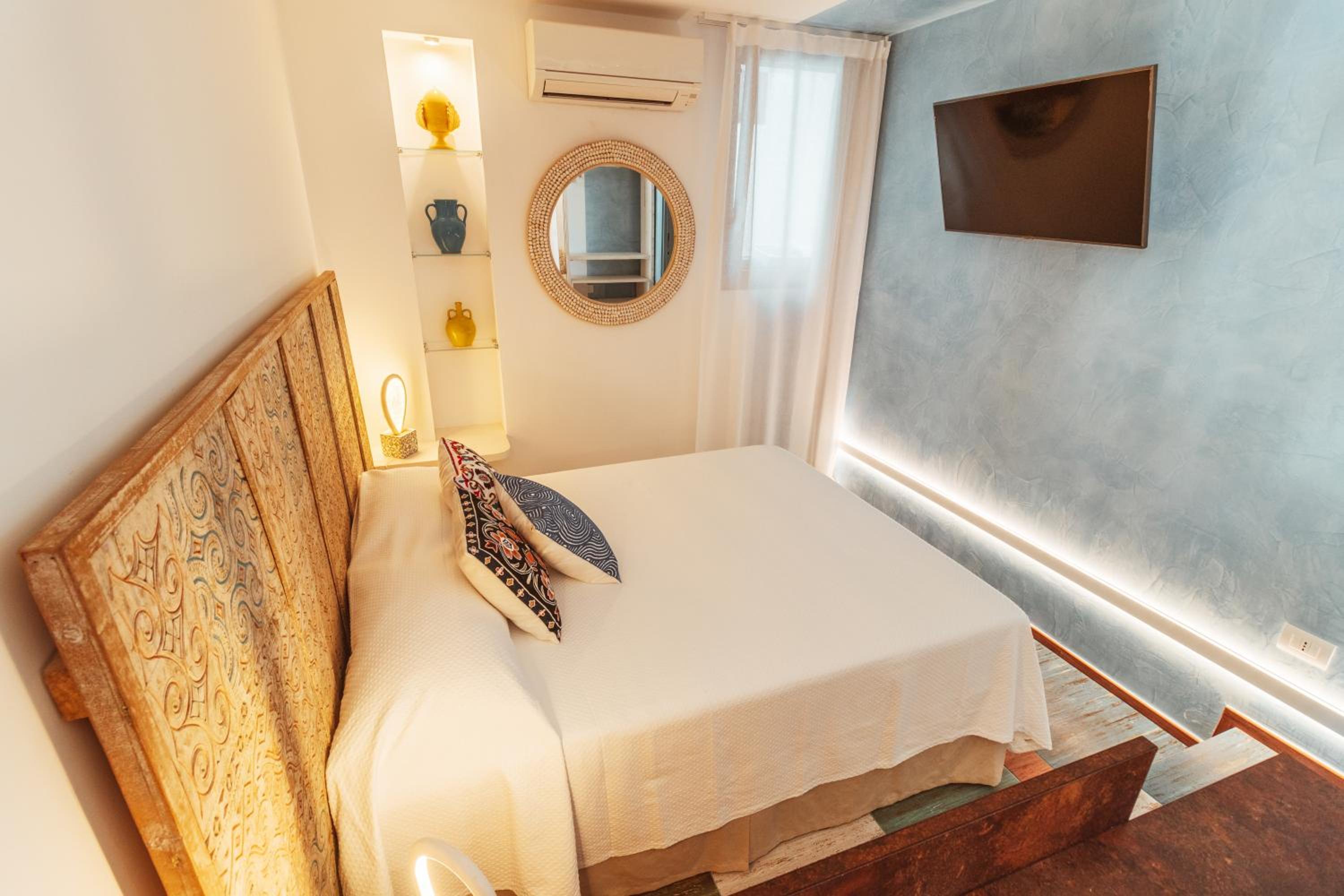 Double Room with Patio - Photo 4