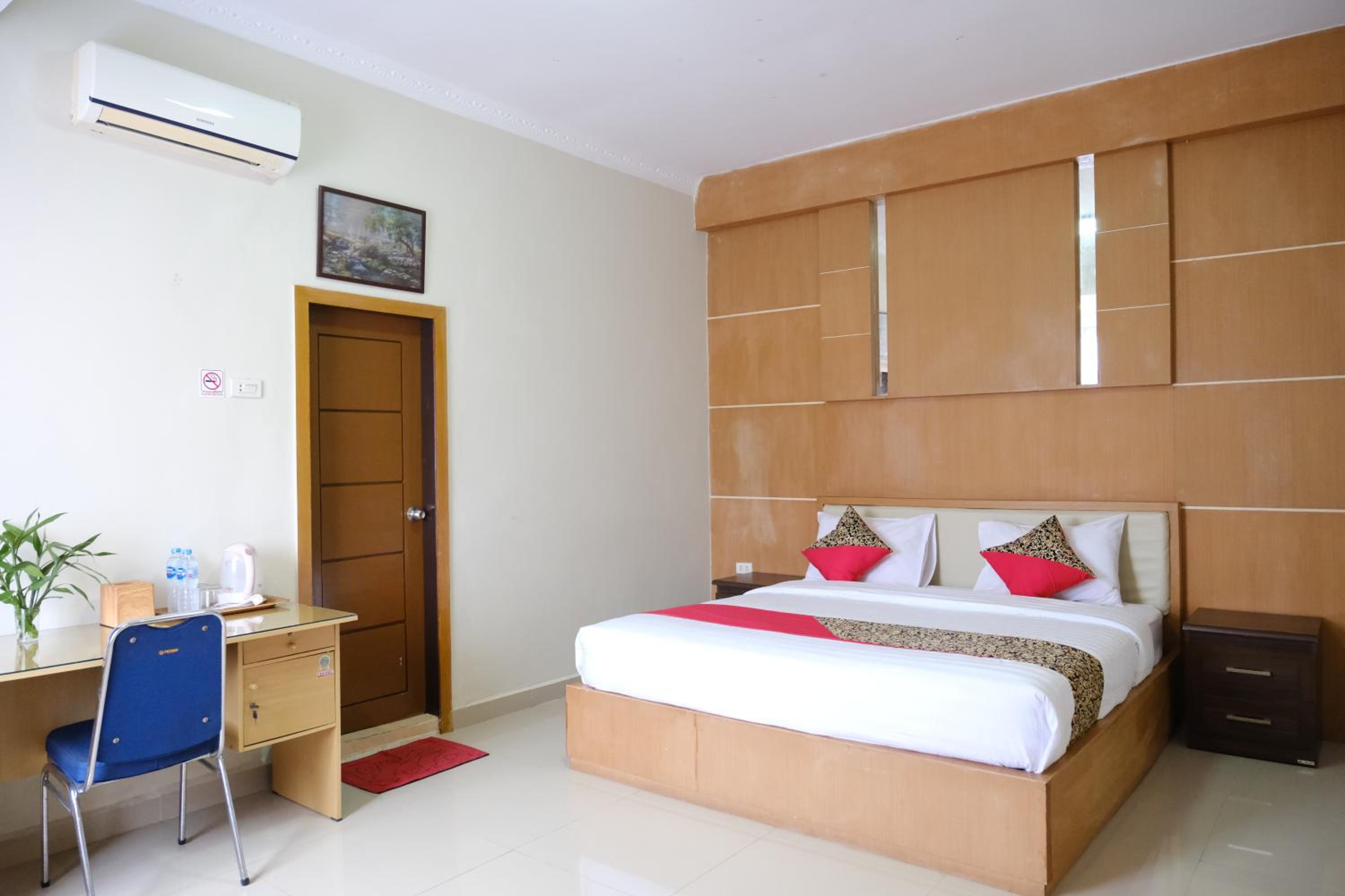 Deluxe Double Room - Photo 1