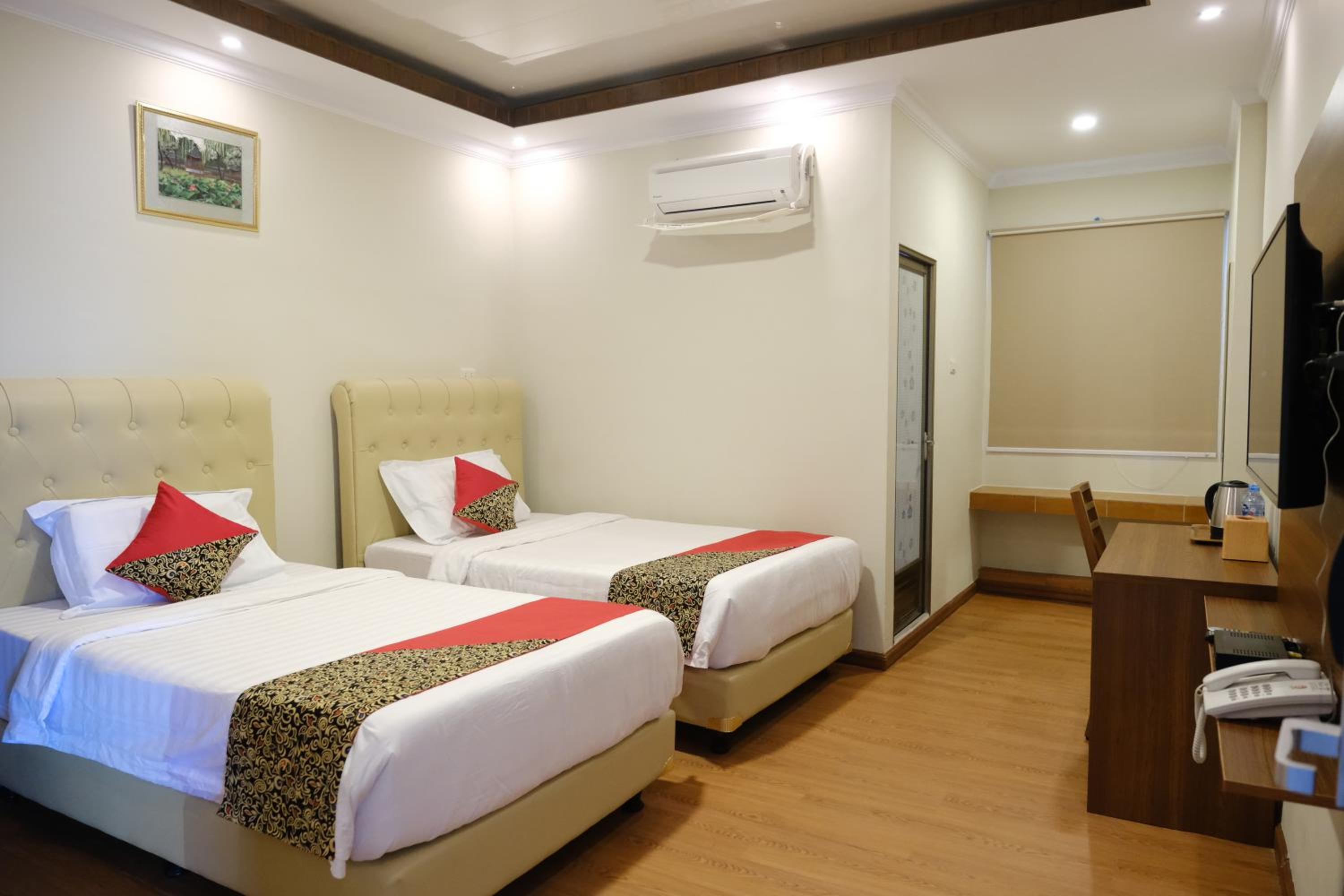 Deluxe Twin Room - Photo 1