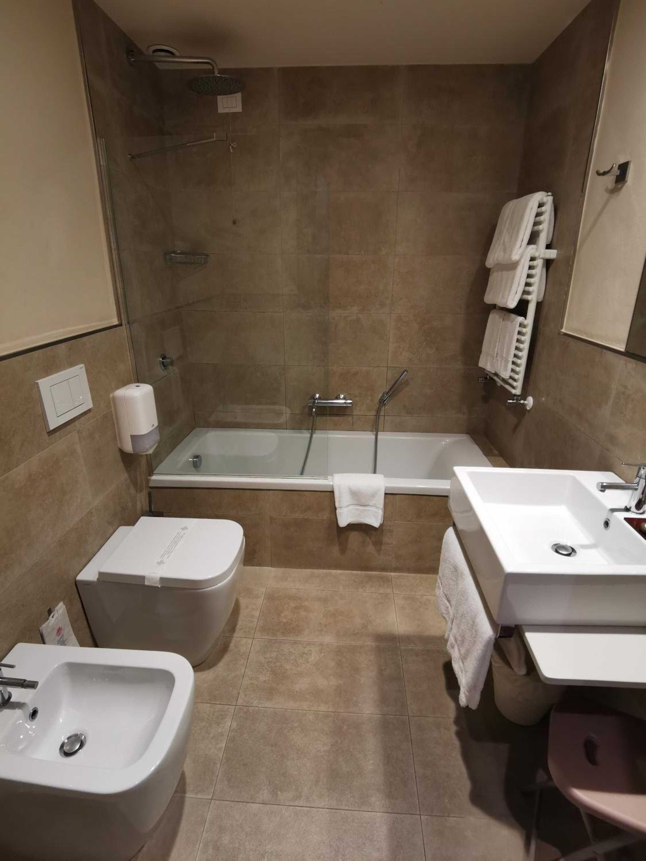 Superior Double Room - Photo 2