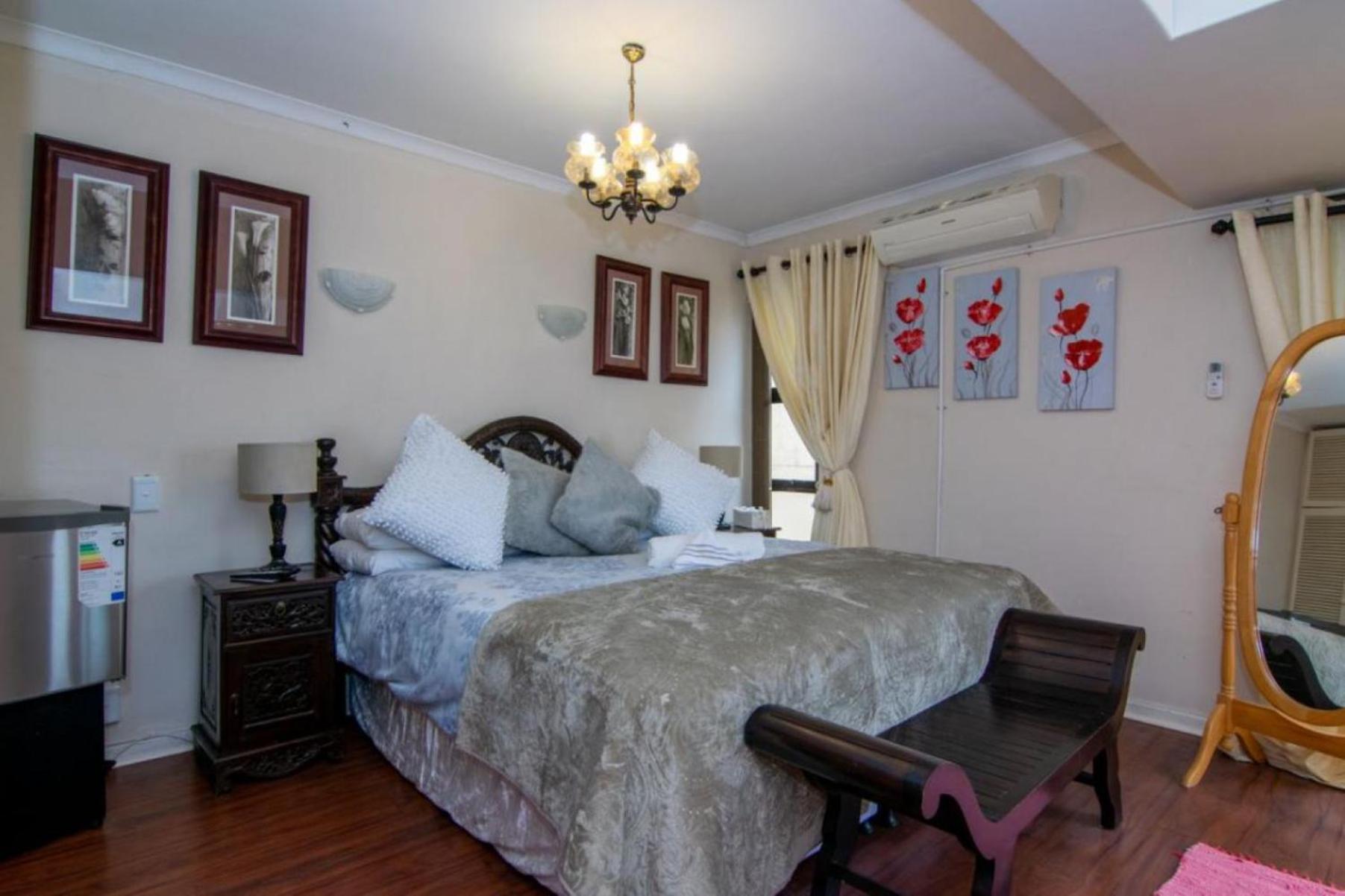 Deluxe Double or Twin Room with Balcony photo 3