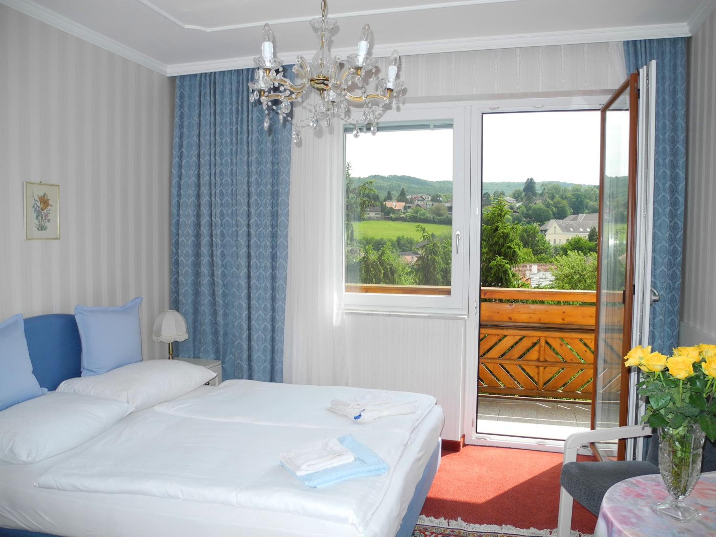Double Room with Panoramic View - Photo 6