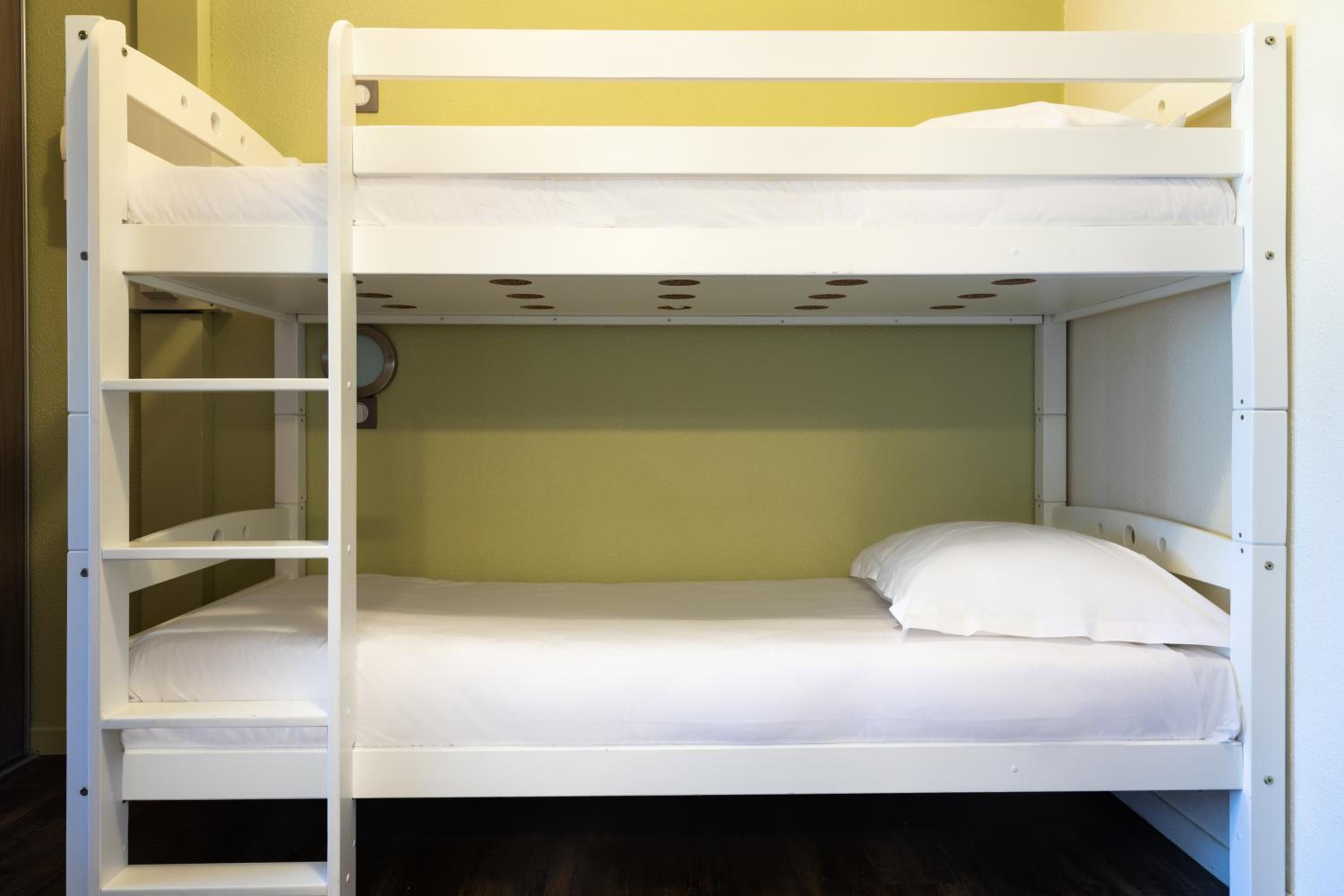Triple Room with Terrace photo 2