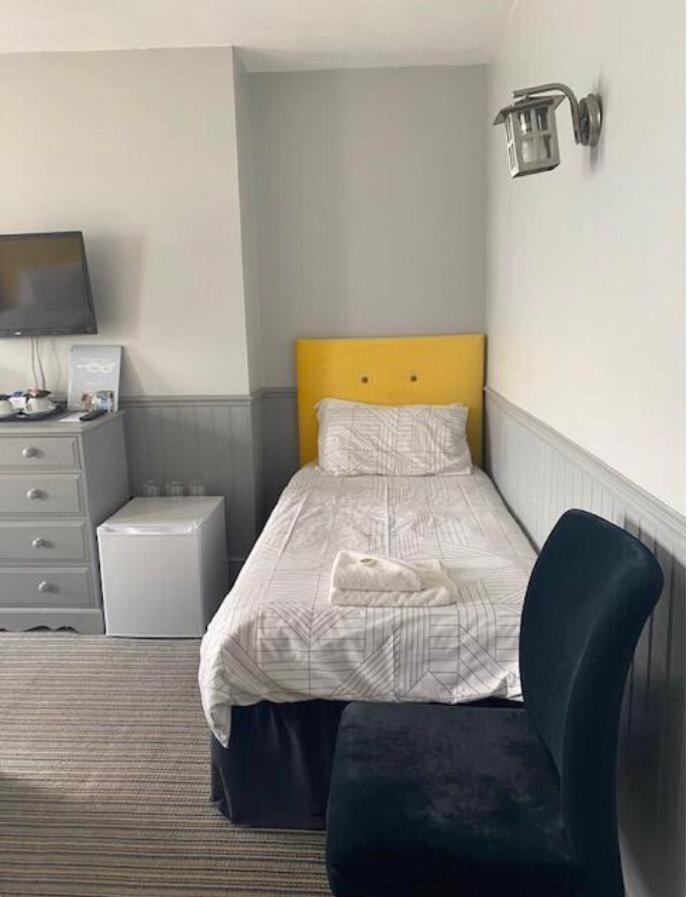 Superior Triple Room with Sea View photo 3