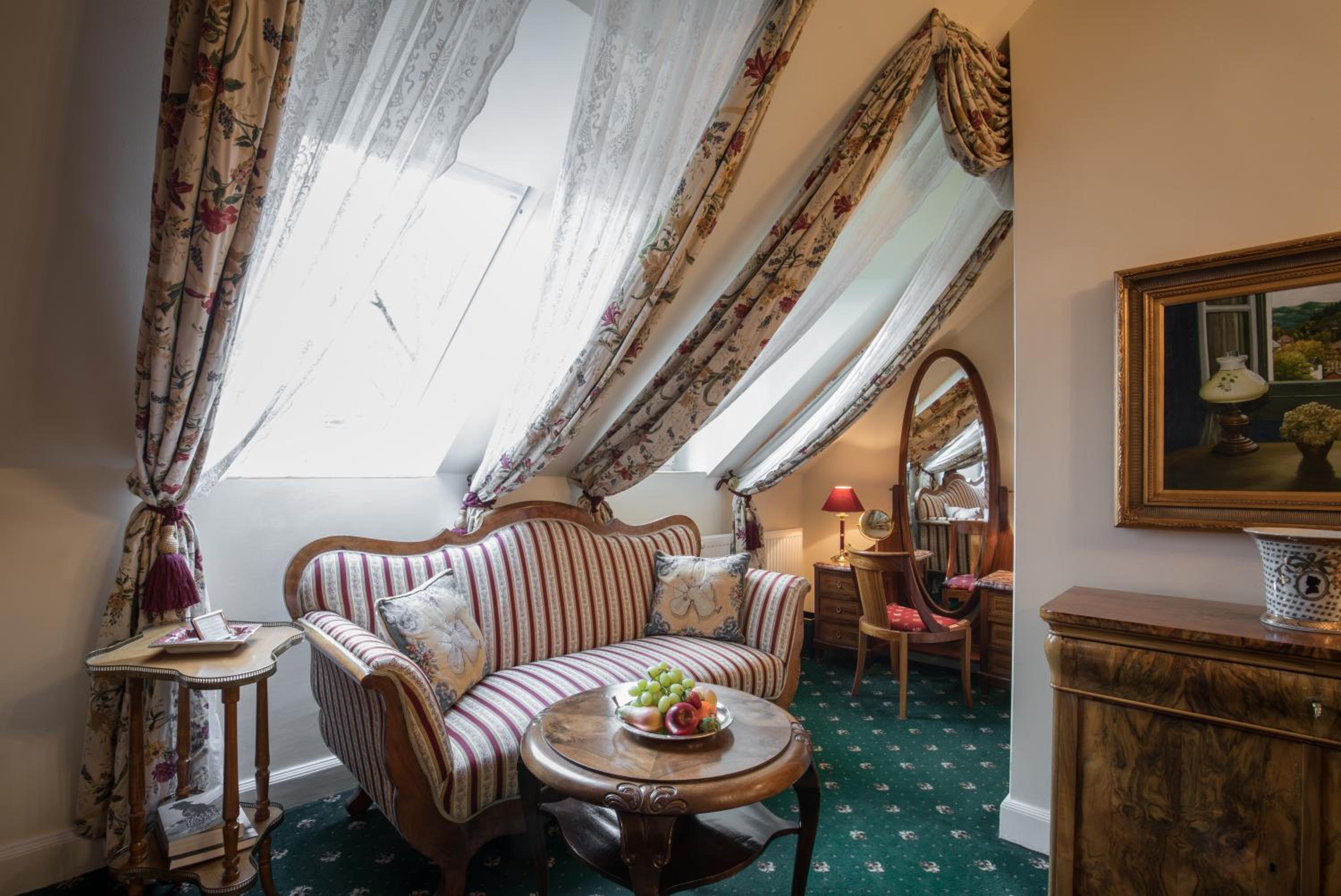 Deluxe Room - Photo 6