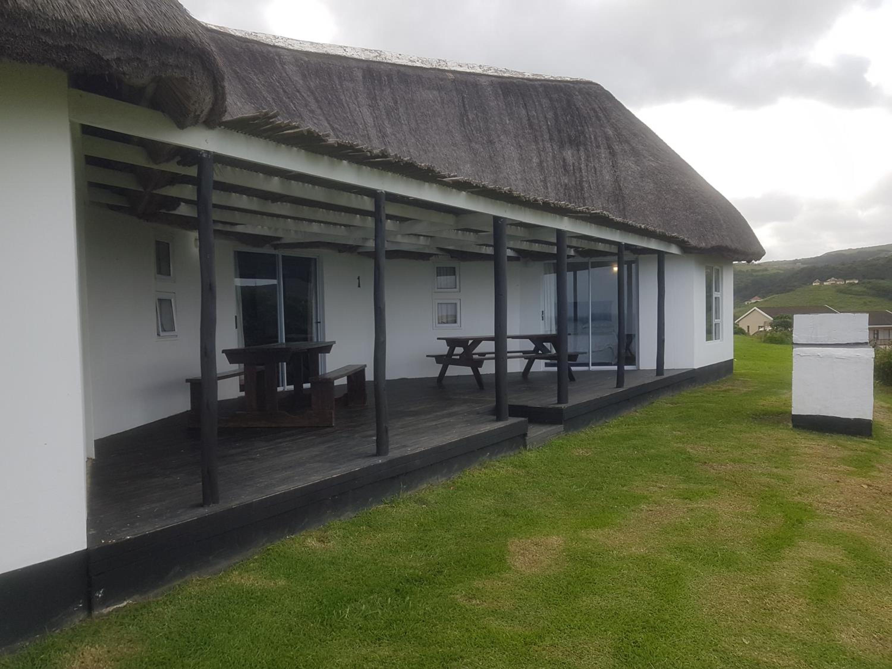 Three-Bedroom Chalet photo 2