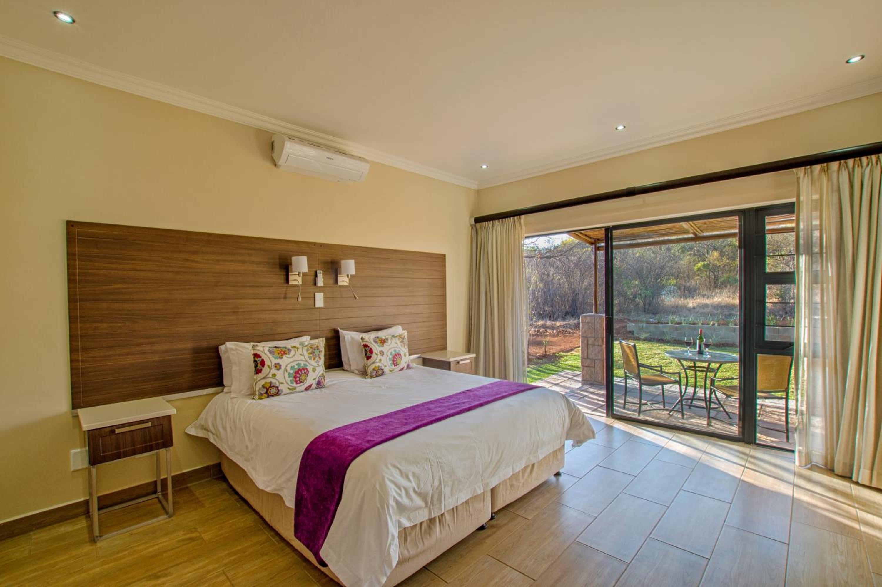 Four-Bedroom House with Private Splash Pool