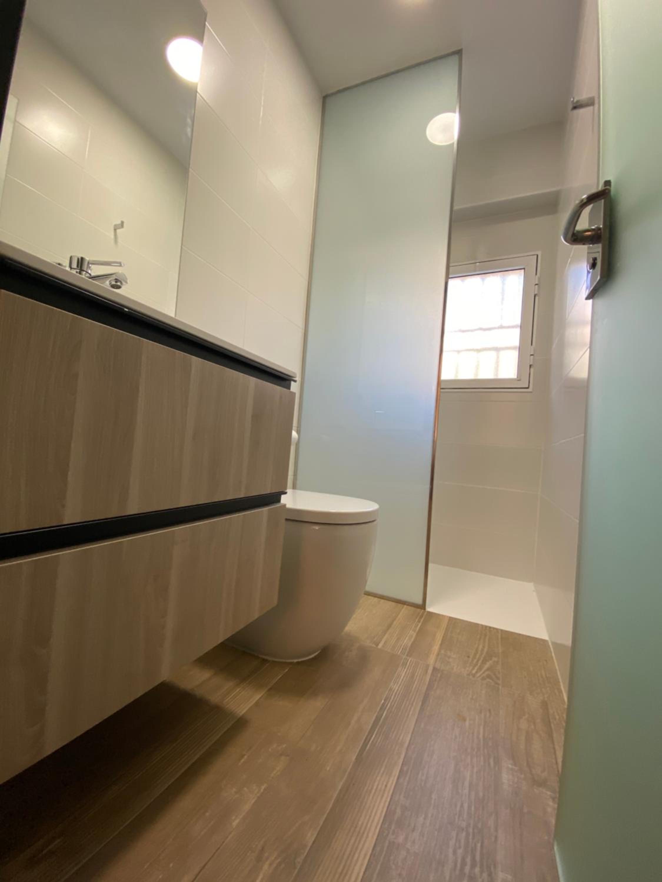One-Bedroom Apartment - Photo 5