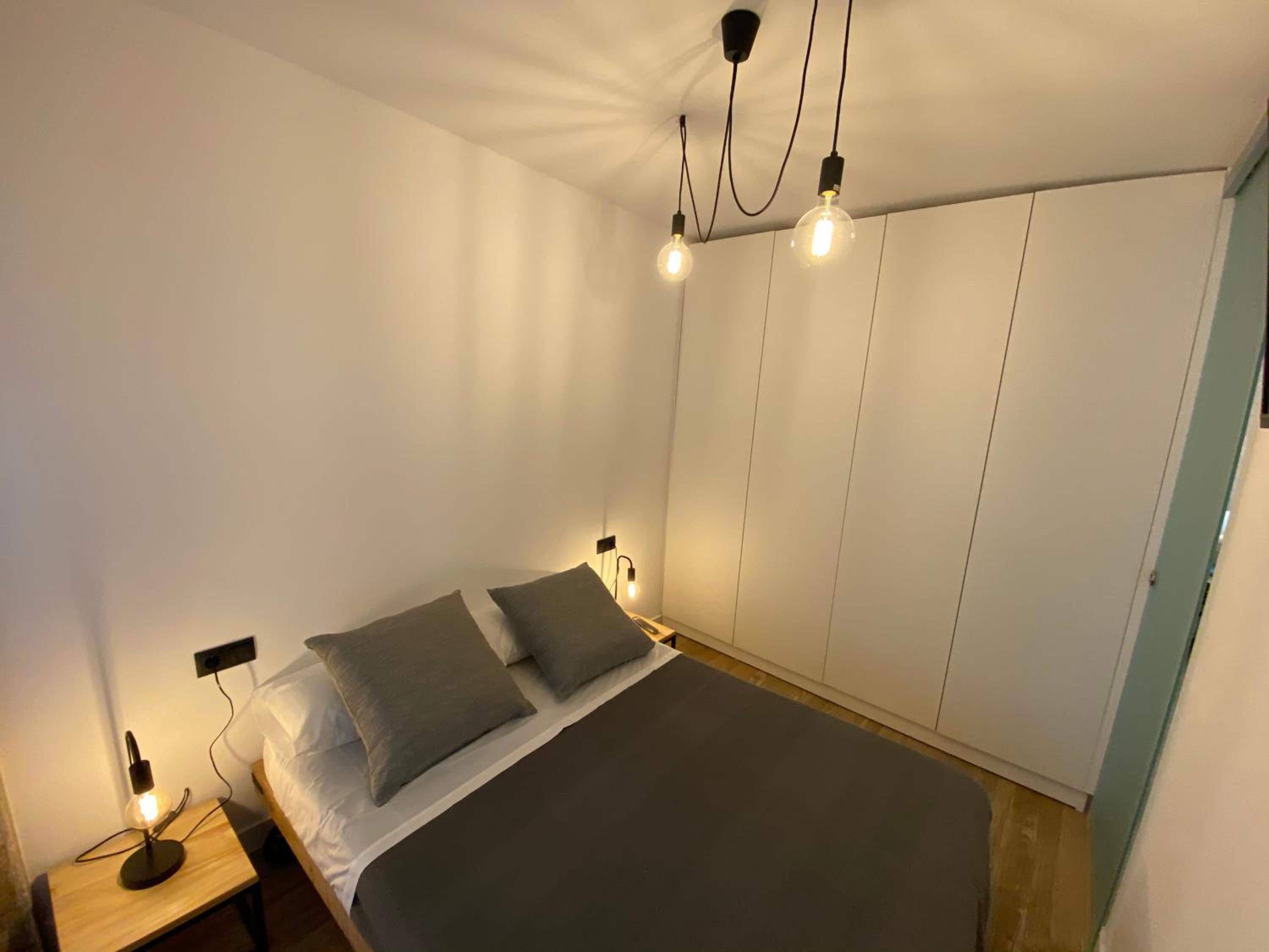 One-Bedroom Apartment - Photo 4