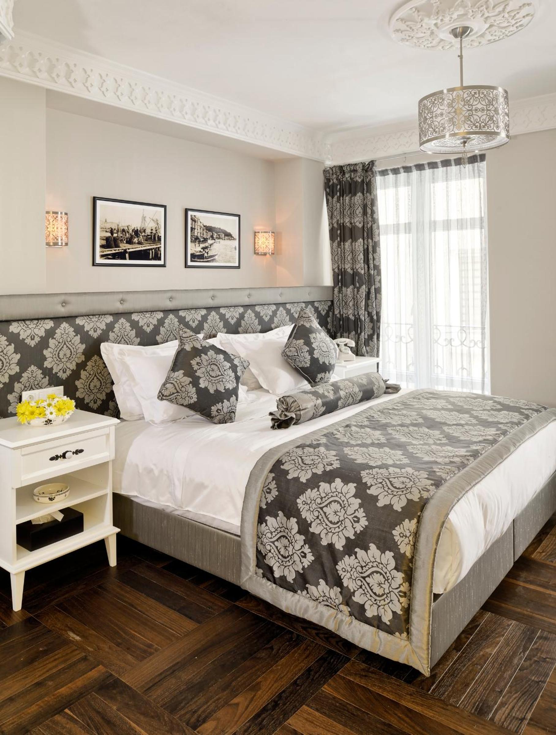 Deluxe Double or Twin Room photo 1