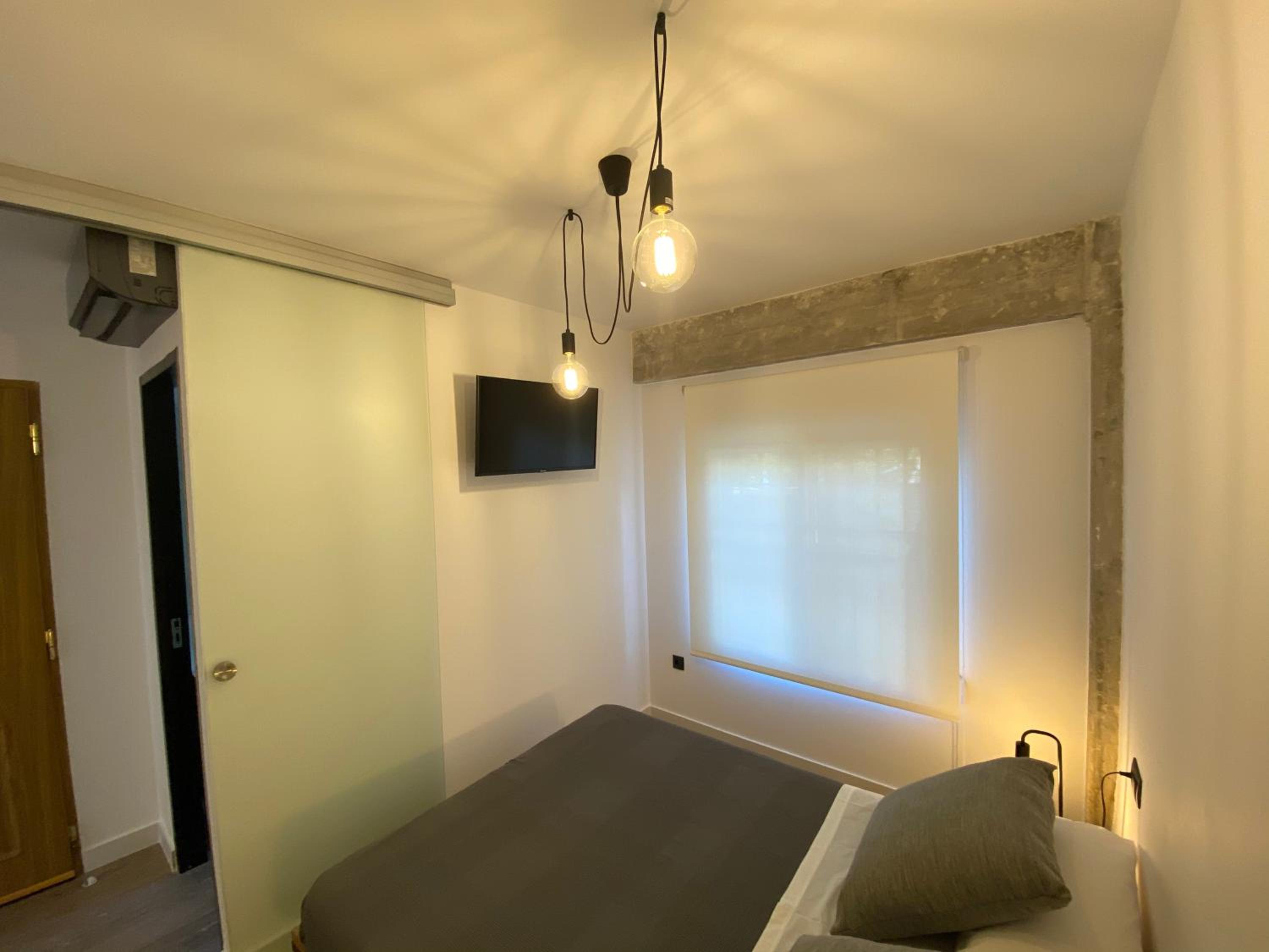 One-Bedroom Apartment - Photo 18