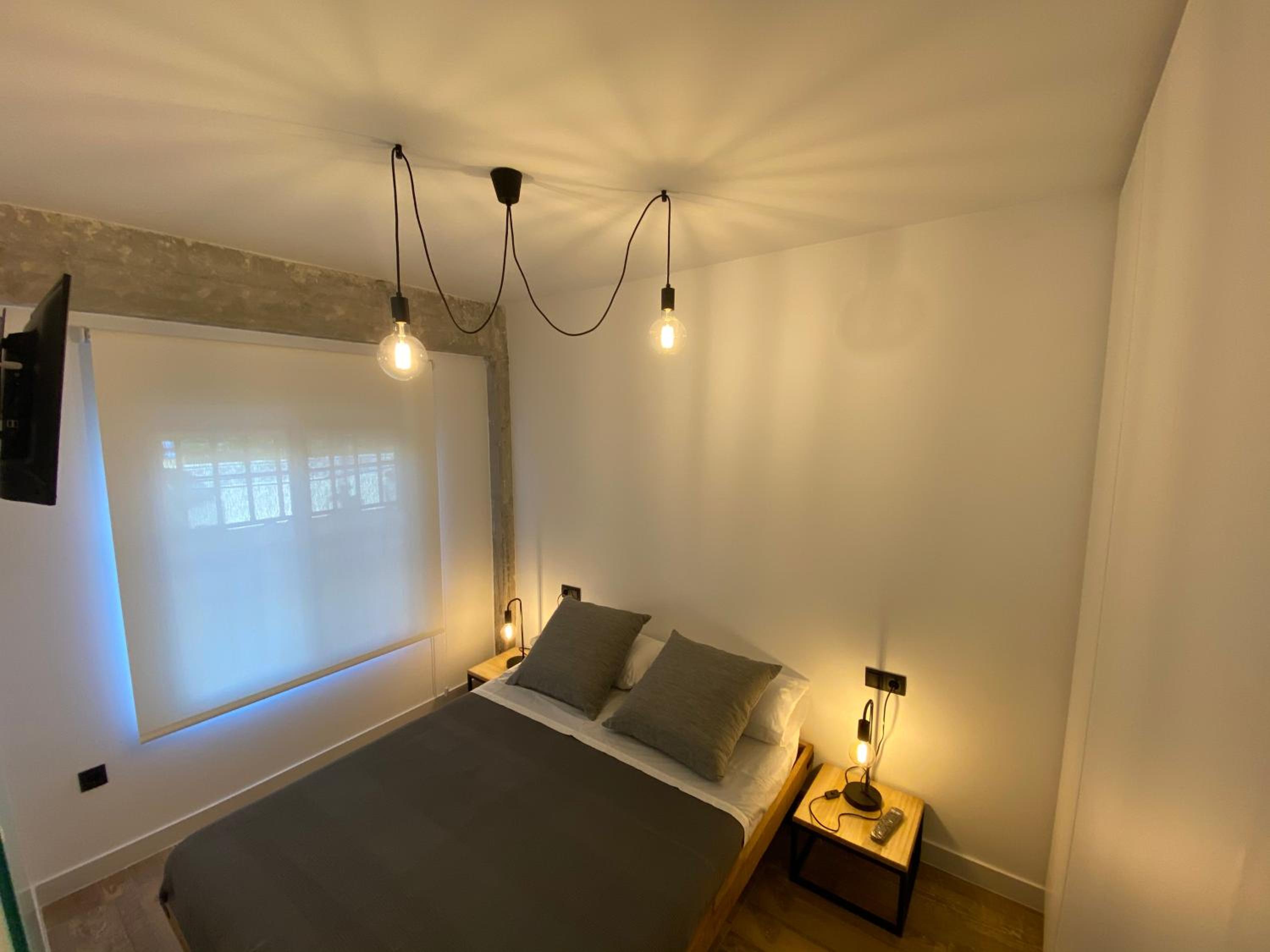 One-Bedroom Apartment - Photo 17