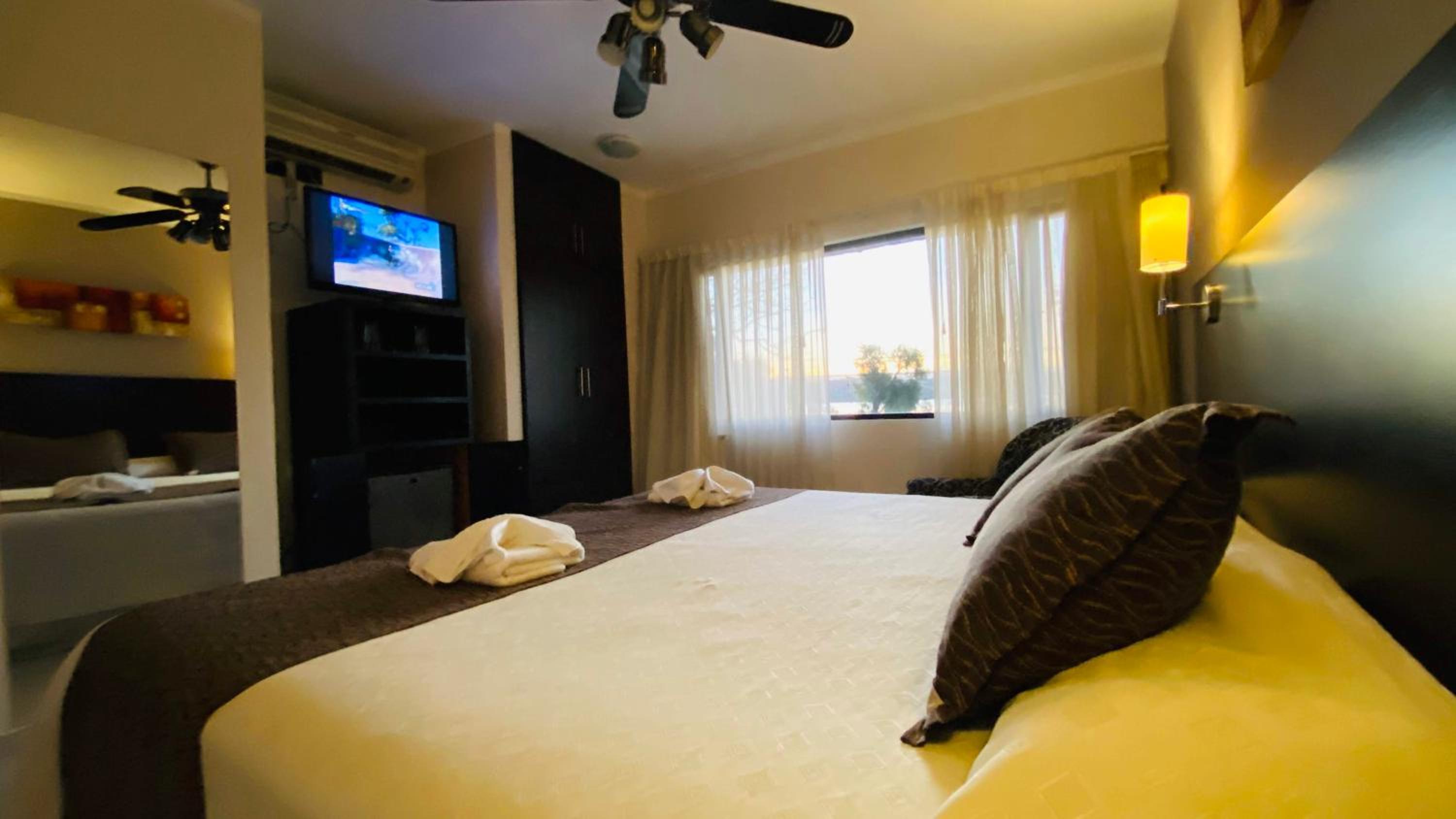 Junior Suite with Lake View photo 1